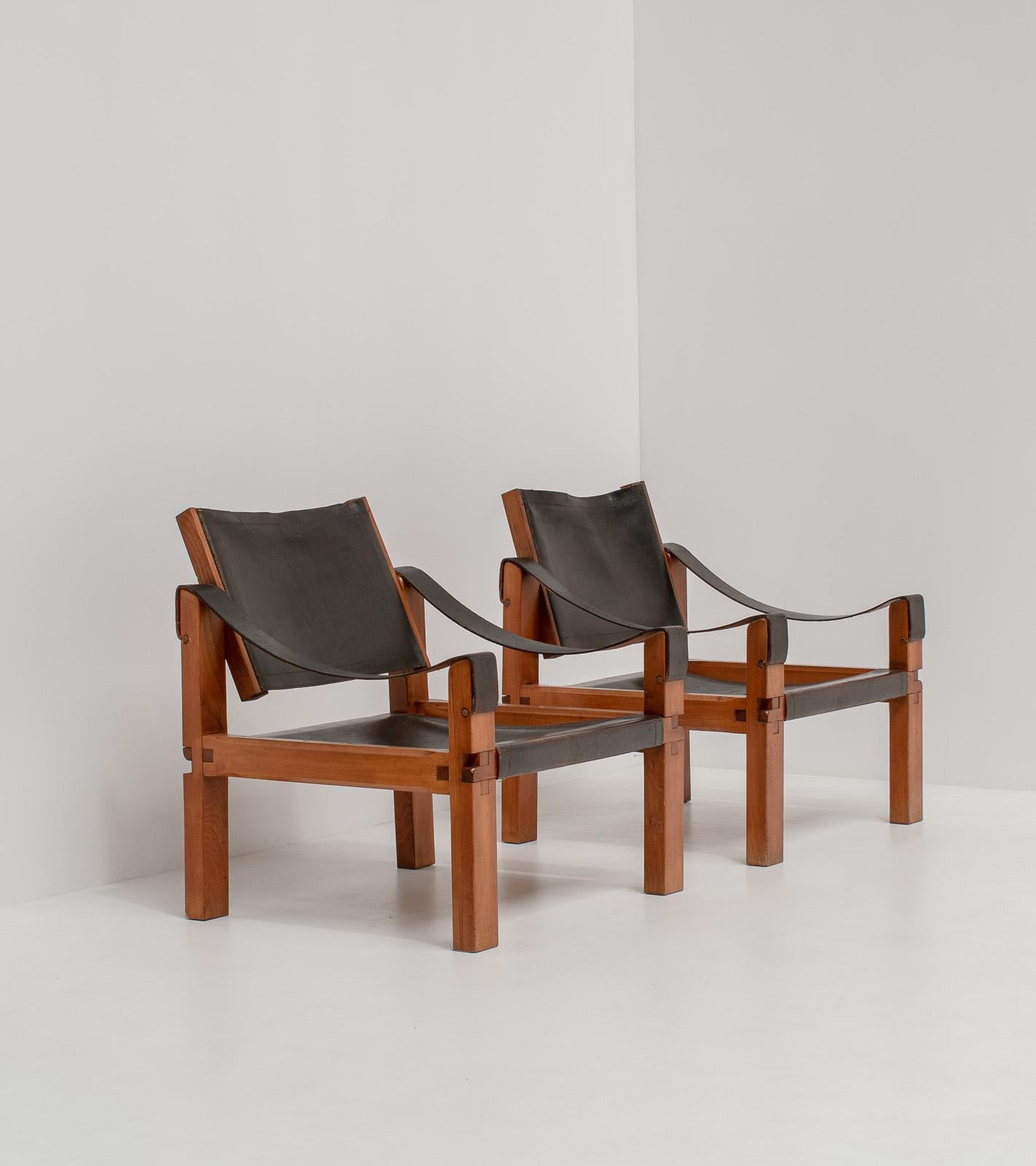Pair of Pierre Chapo S10 Lounge Chairs, France, 1960s For Sale 4