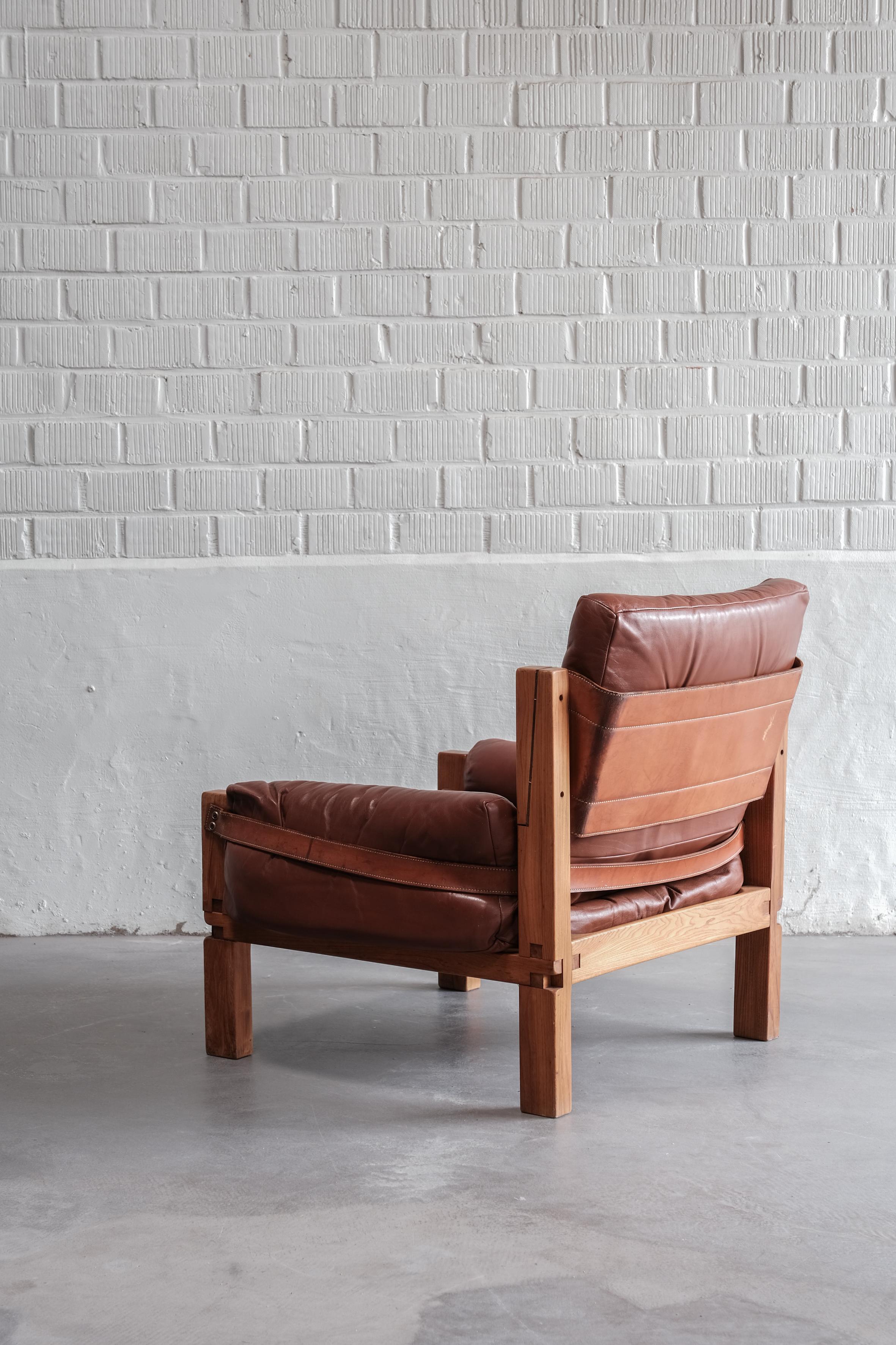 Mid-Century Modern Pair of Pierre Chapo S15 Lounge chairs with elmwood and original Leather