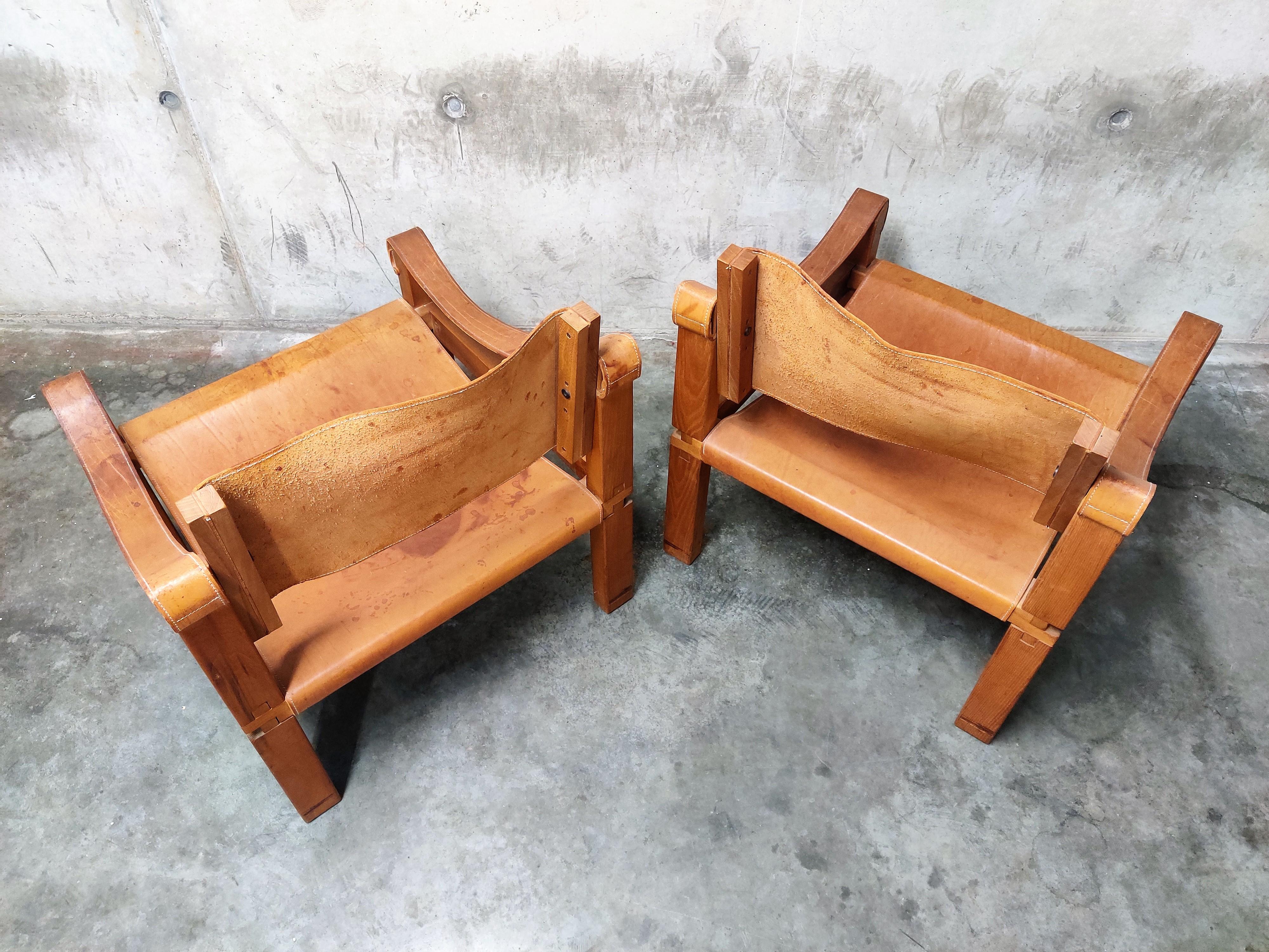 Pair of Pierre Chapo Sahara S10 Easy Chairs in Cognac Leather and Oak, France 2
