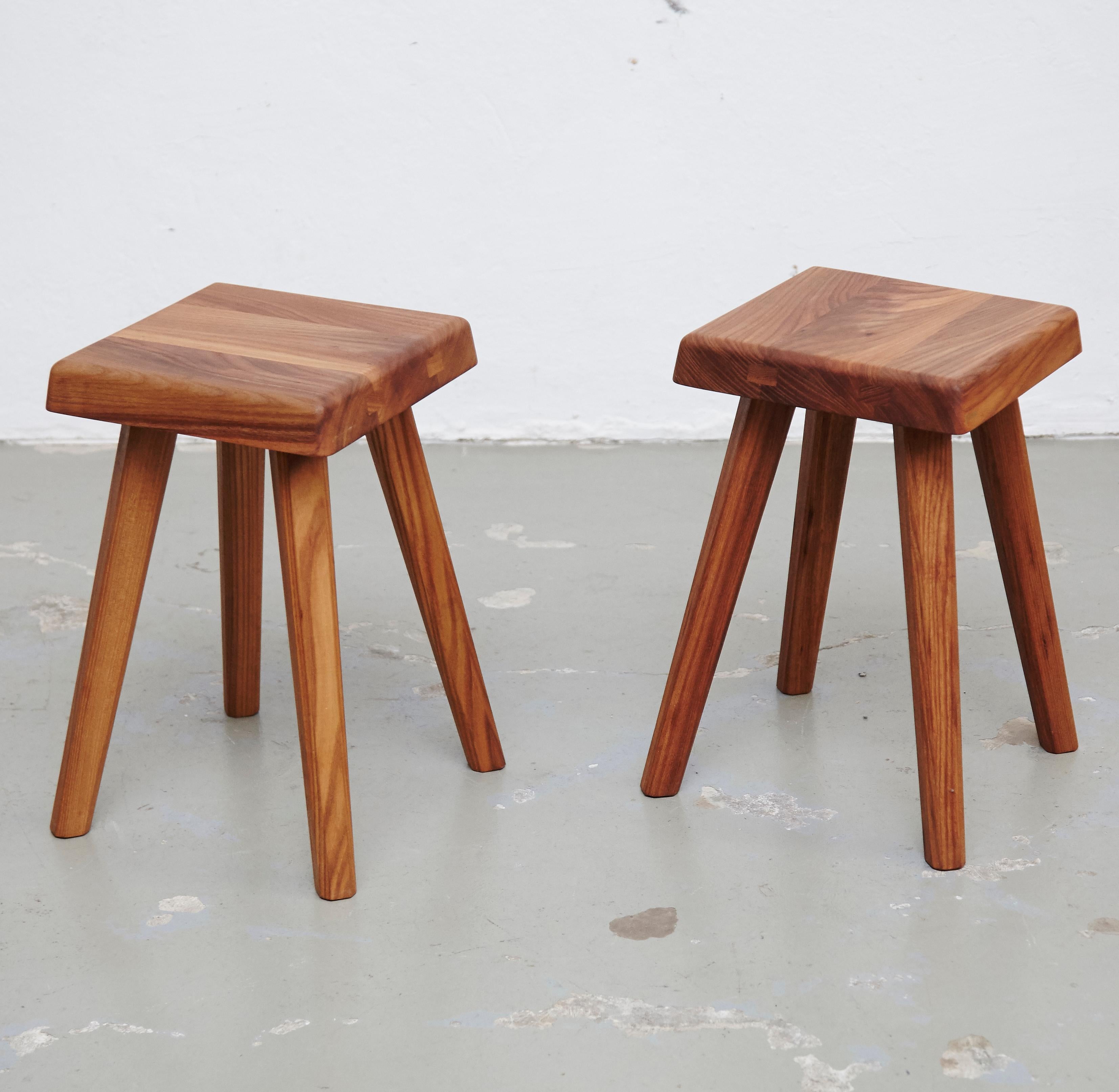 Stools designed by Pierre Chapo, 

Manufactured by Chapo Creations in France, 2018.

Solid elmwood.

In good original condition, with minor wear consistent with age and use, preserving a beautiful patina.

Pierre Chapo is born in a family of