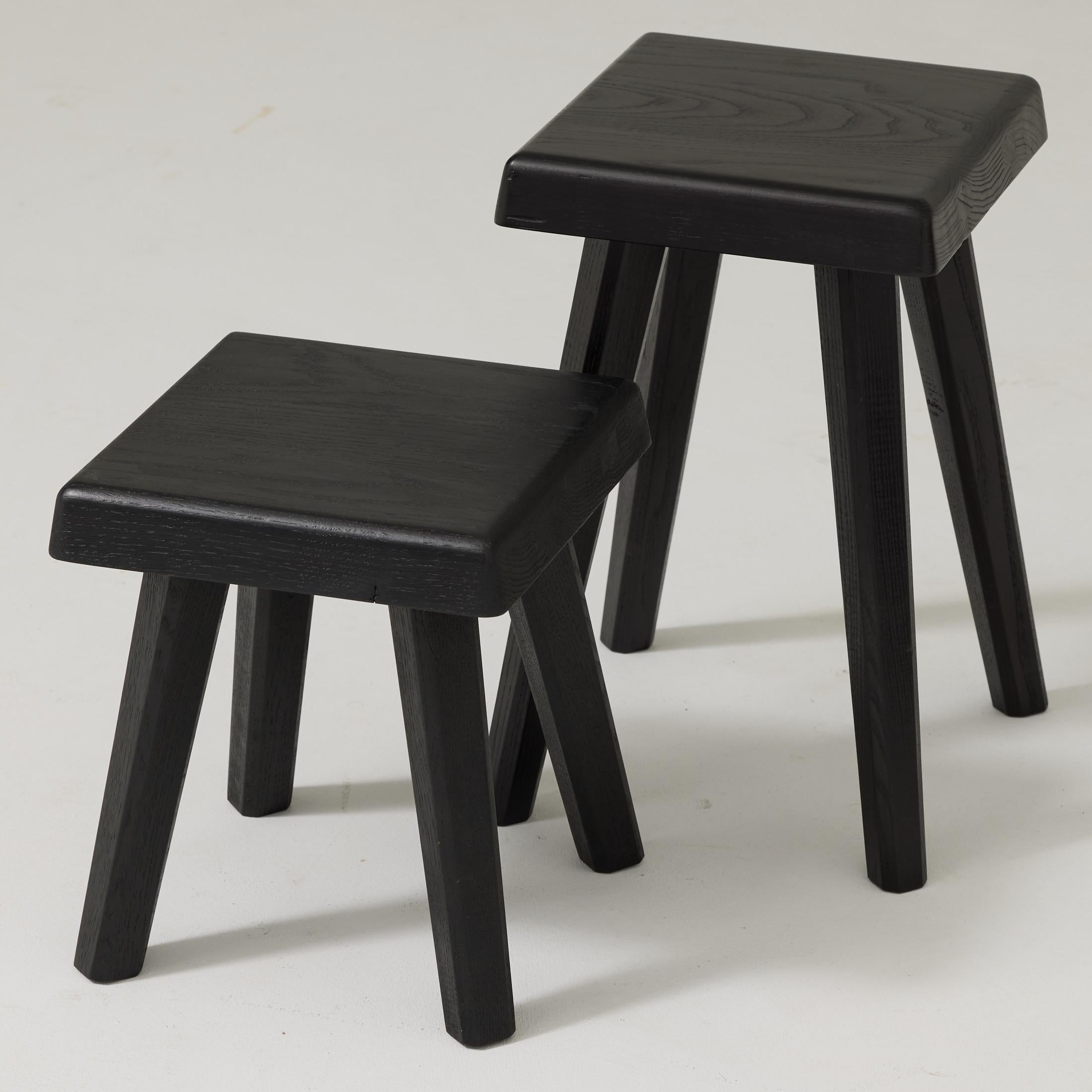 Paire de tabourets Pierre Chapo édition spéciale en bois noir en vente 7