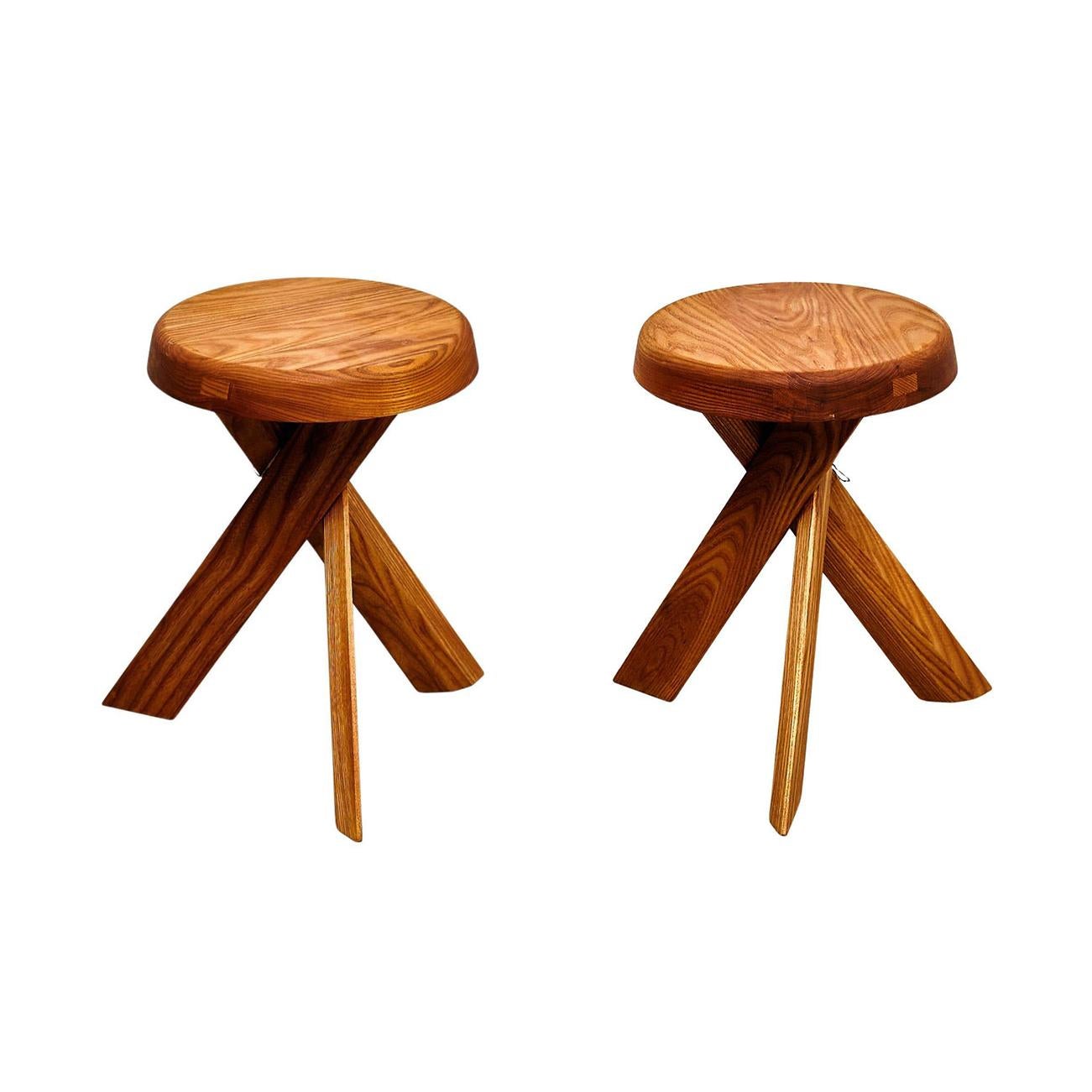 Pair of S 31 B stool designed by Pierre Chapo, circa 1960.
Manufactured by Chapo Creation in France, 2021
Stamped solid elmwood.

In good original condition, with minor wear consistent with age and use, preserving a beautiful patina.

Pierre Chapo