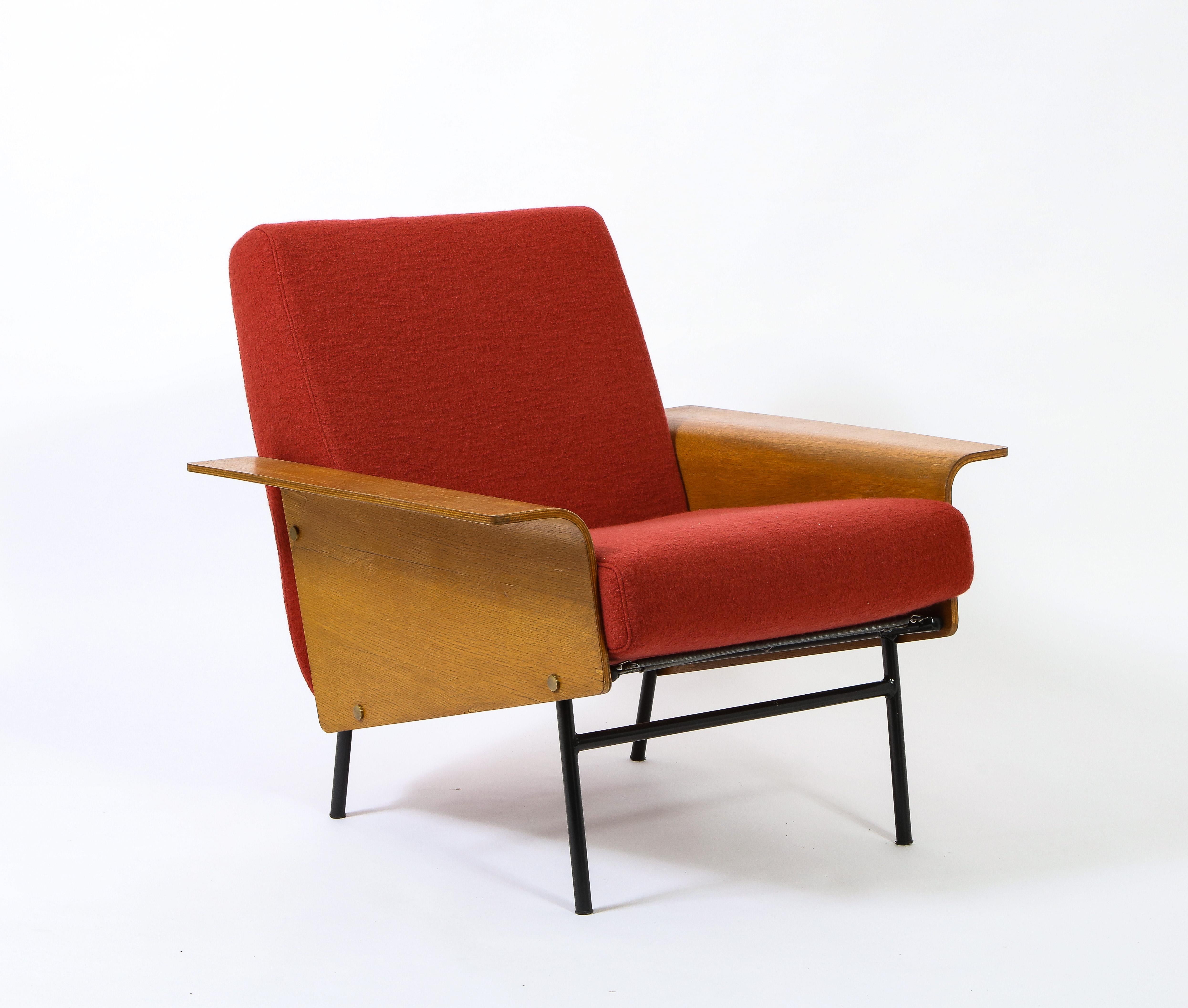 Mid-Century Modern Pair of Pierre Guariche G10 Armchairs for Airborne, France, 1950