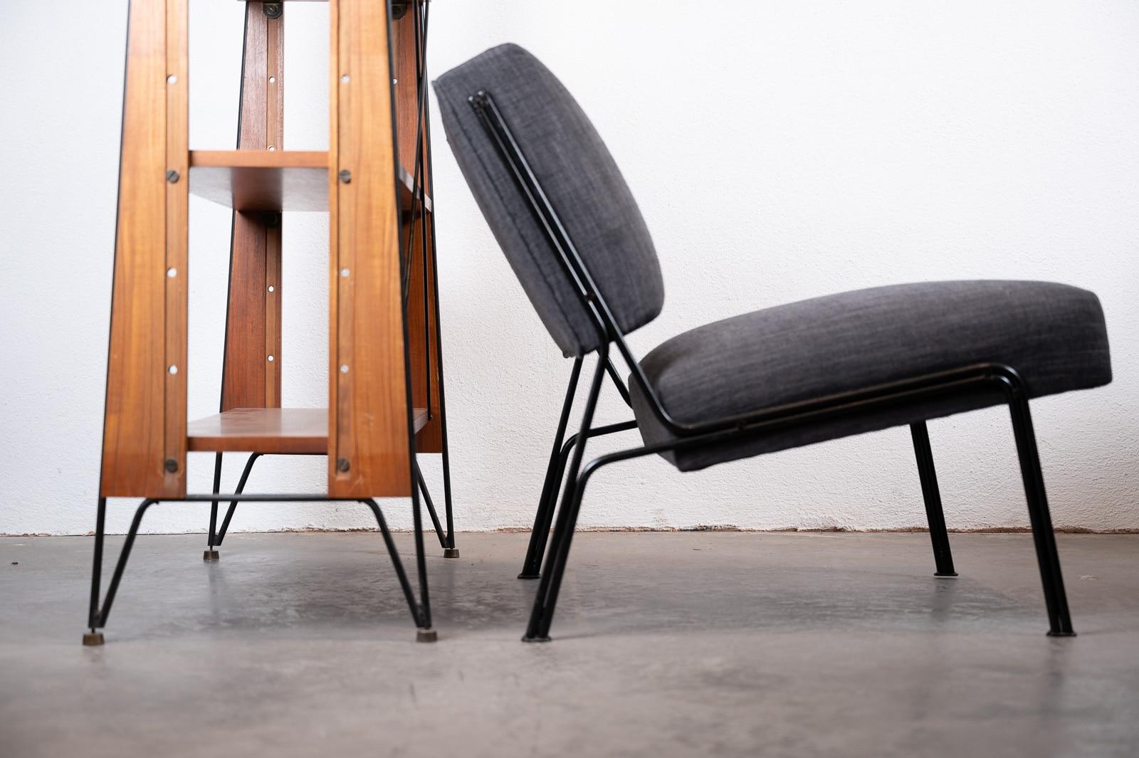 Pair of Pierre Guariche G2 Chairs by Arp 7