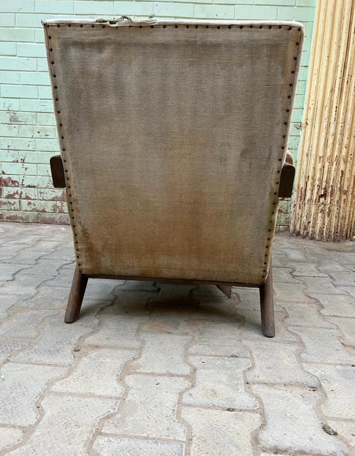20ième siècle Paire de chaises Pierre Jeanneret, modèle PJ-SI-32-A  en vente