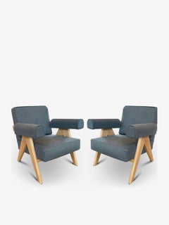 Pareja De Sillones Pierre Jeanneret 1960 Capitol Complex en Roble con Tela Vaquera