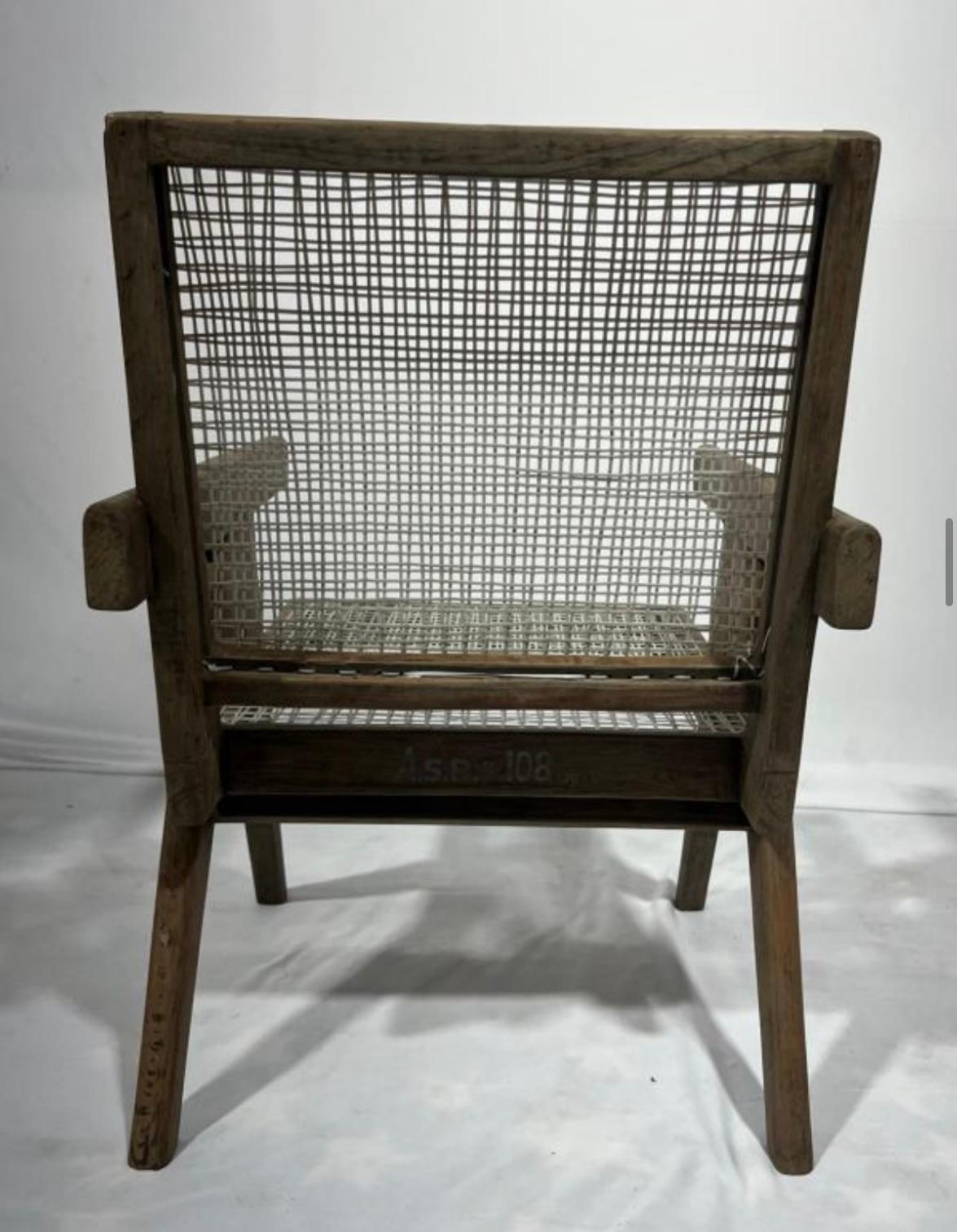 Coppia di poltrone Pierre Jeanneret, 1950 Chandigarh in vendita 9