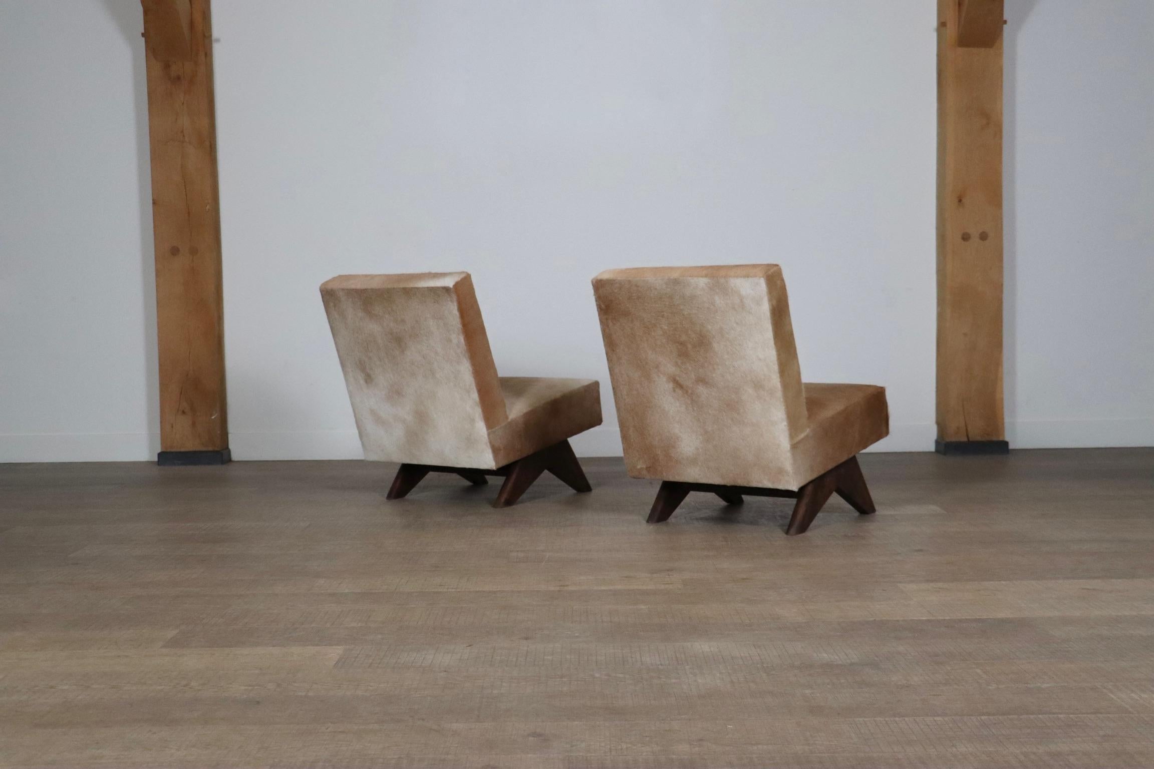 Paire de chaises 'Fireside' de Pierre Jeanneret, modèle No. PJ-SI-36-A en vente 2