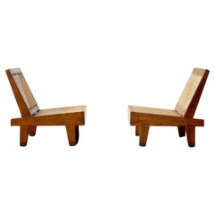 Pareja de sillas bajas plegables Pierre Jeanneret