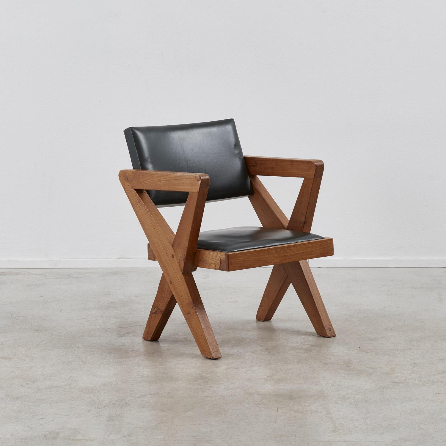 French pair of Pierre Jeanneret 'Showroom' armchairs - France, 1960 For Sale