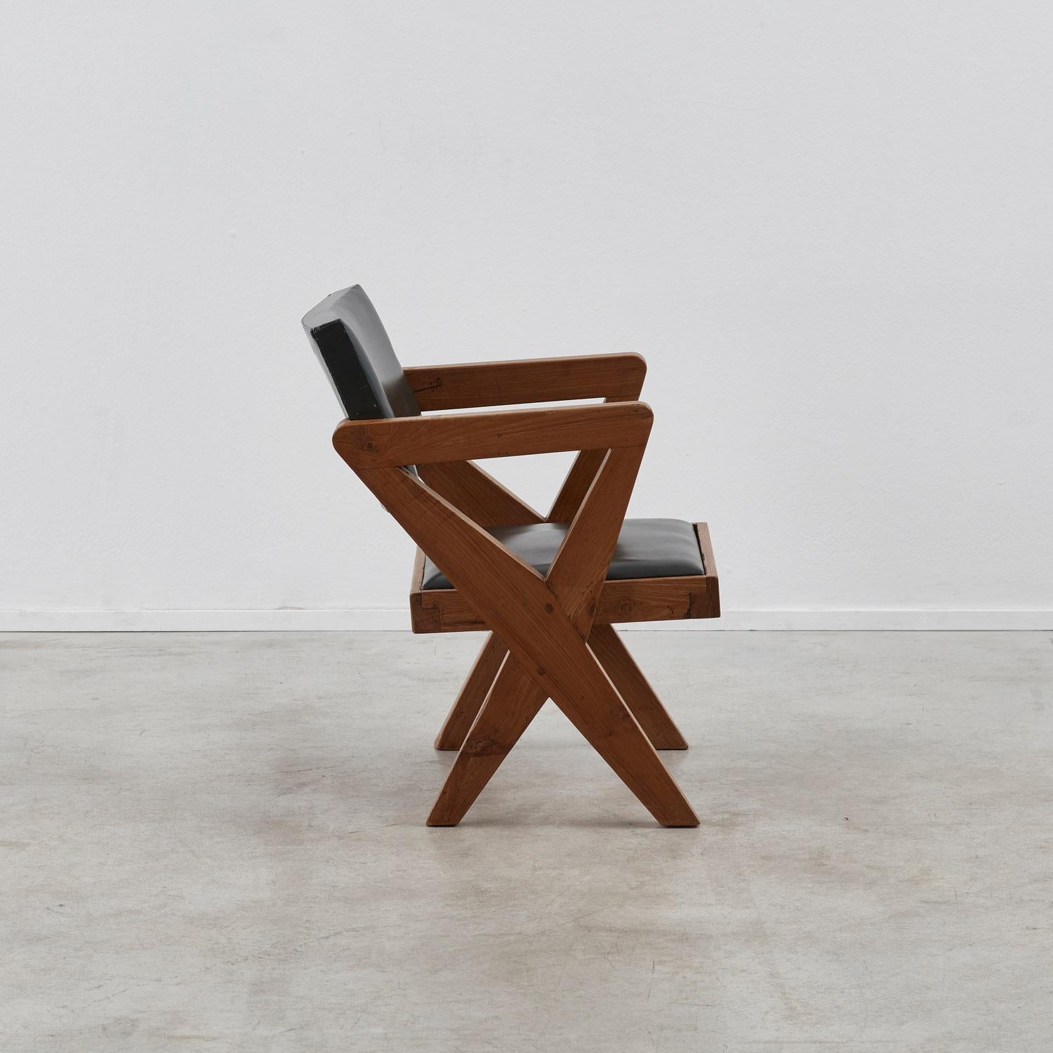 pair of Pierre Jeanneret 'Showroom' armchairs - France, 1960 In Good Condition For Sale In London, GB