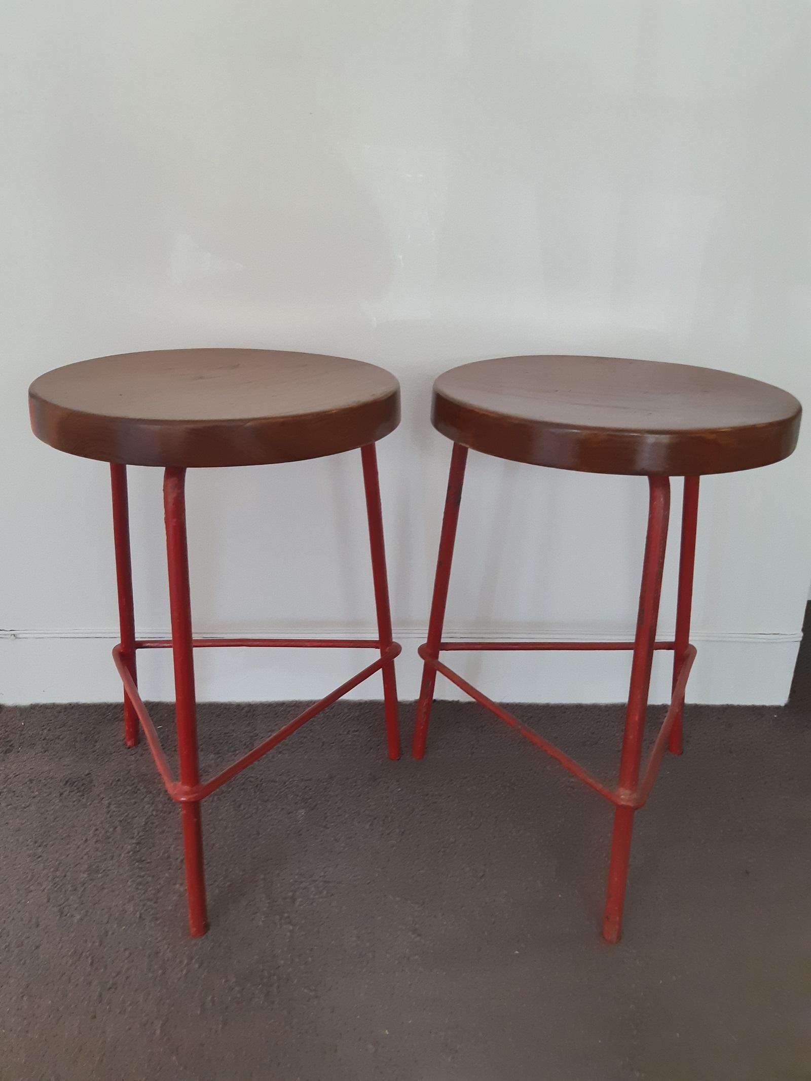 Pair of Pierre Jeanneret Stools, 1960s, Chandigarh In Good Condition In Toulouse, Midi-Pyrénées