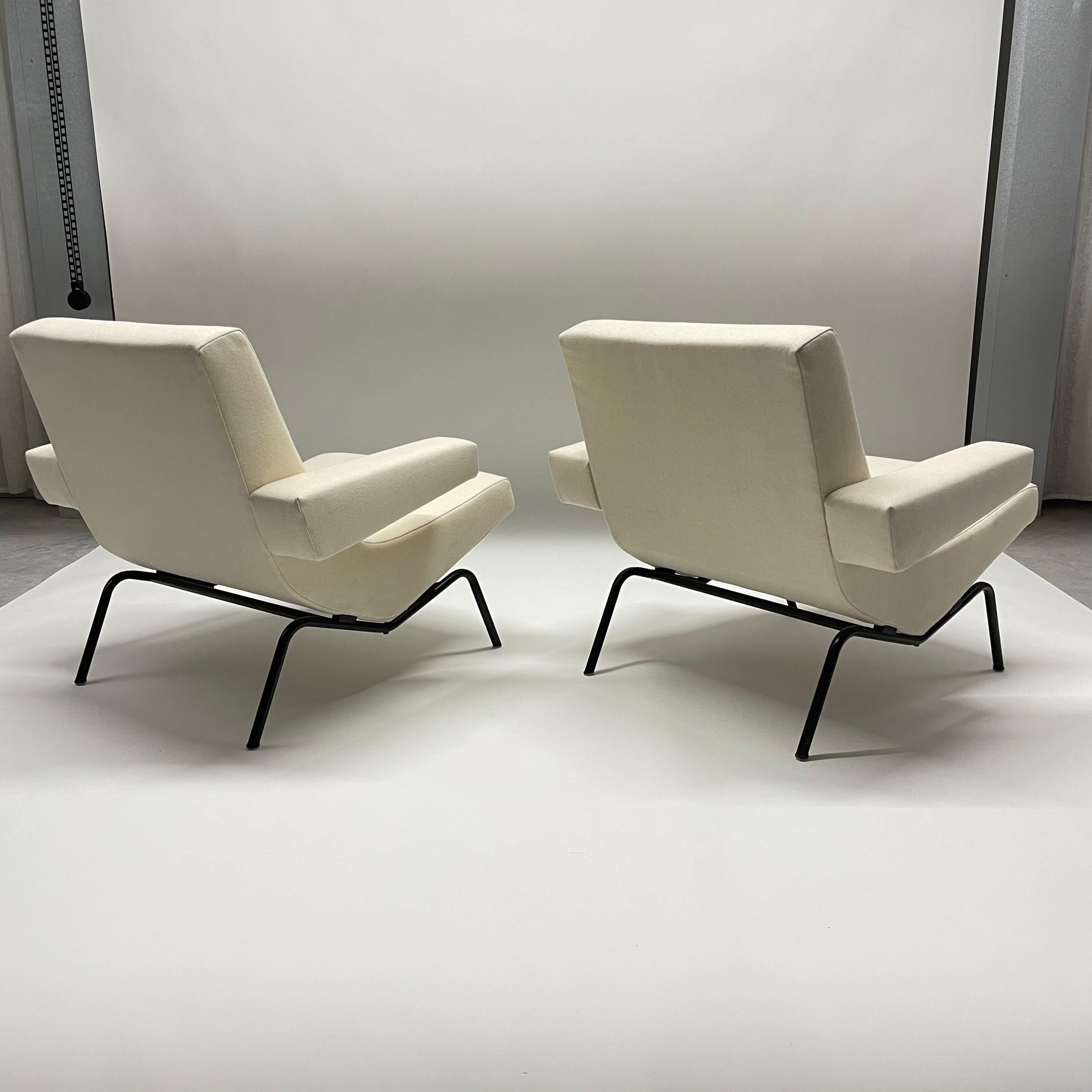 Painted Pair of Pierre Paulin CM 194 Armchairs for Thonet, France, circa 1958 For Sale