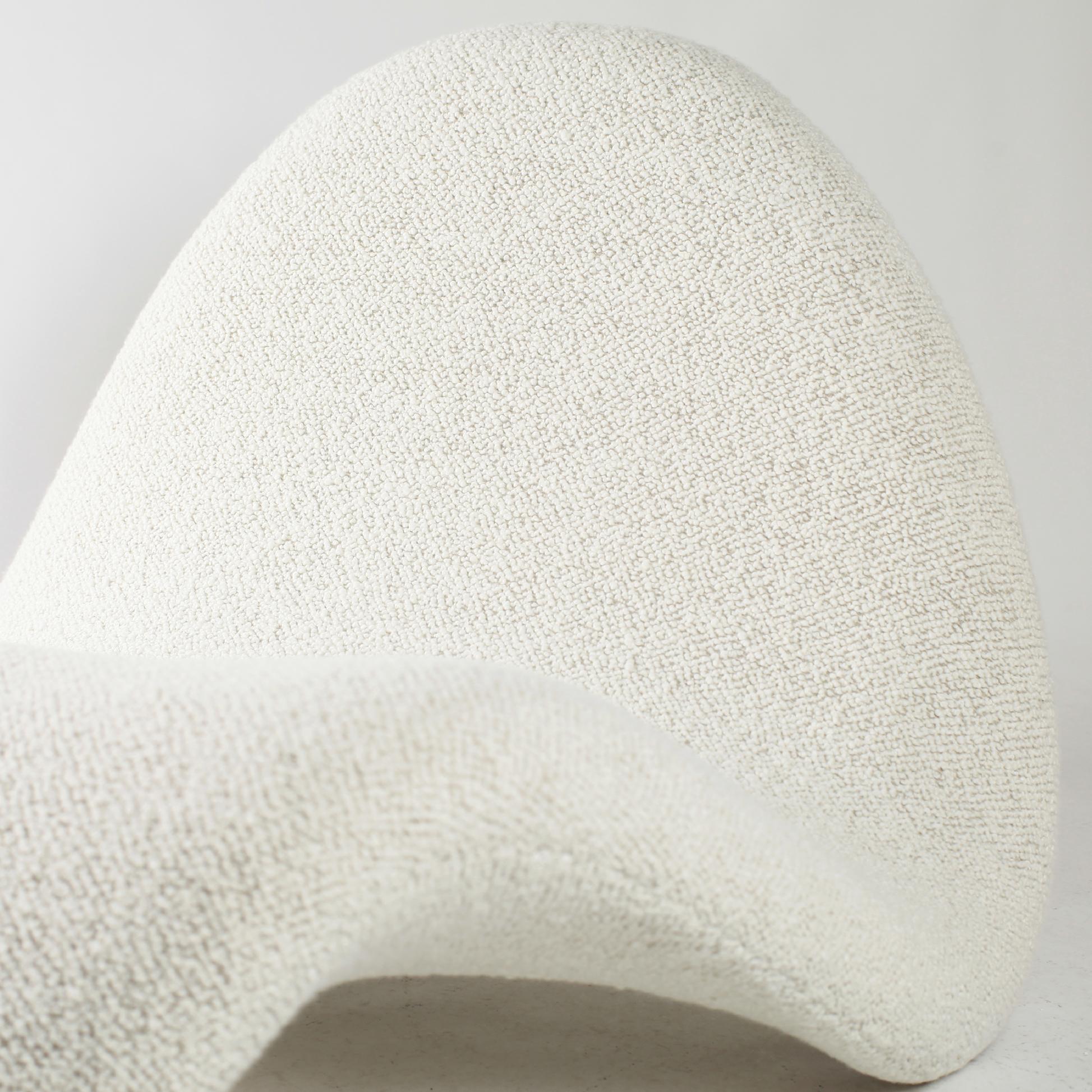 Pair of Pierre Paulin F577 Tongue Chair, 1960s 5