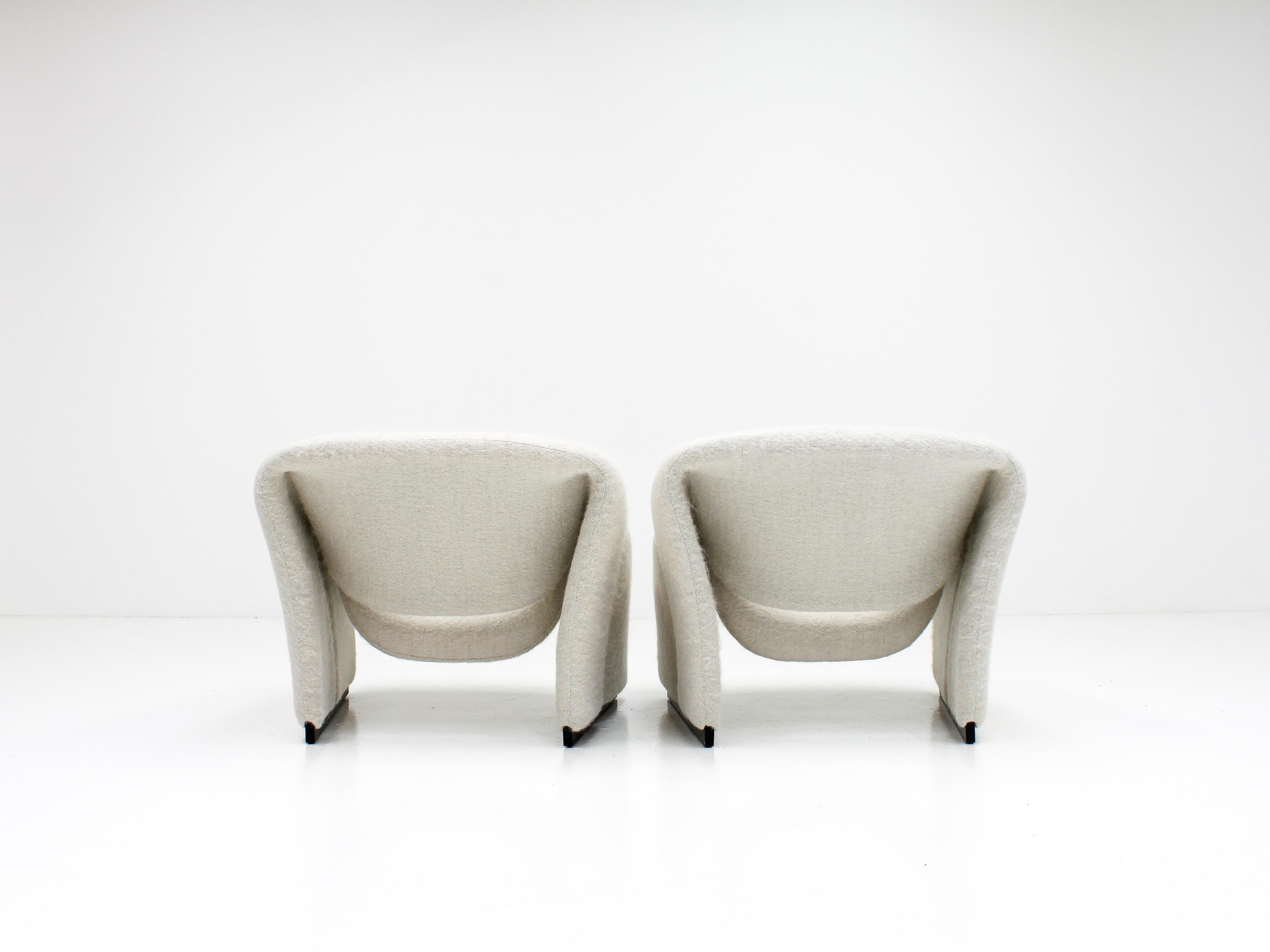 Pair of Pierre Paulin F580 1st Edition Groovy Chairs in Pierre Frey for Artifort 4