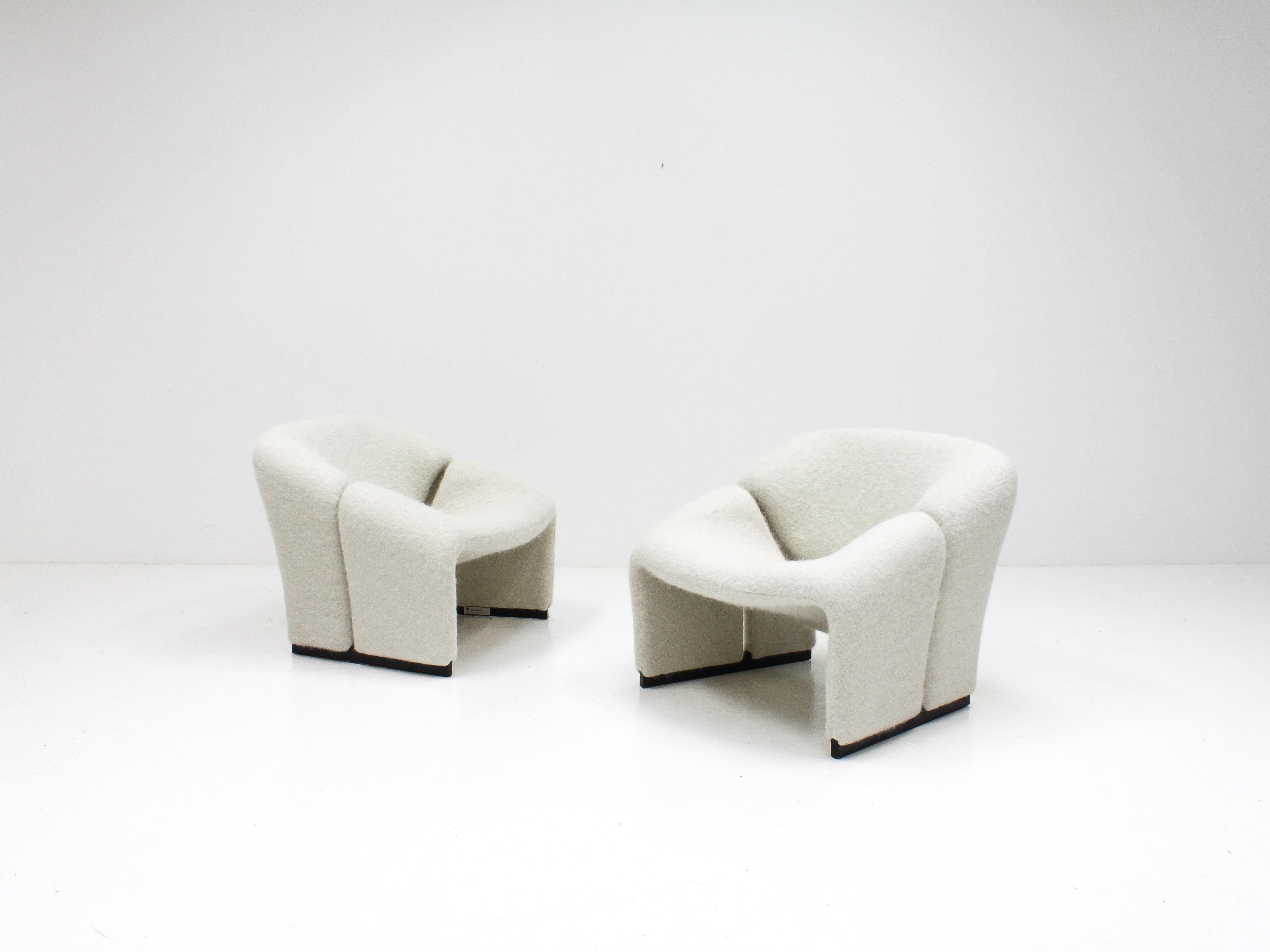 Dutch Pair of Pierre Paulin F580 1st Edition Groovy Chairs in Pierre Frey for Artifort