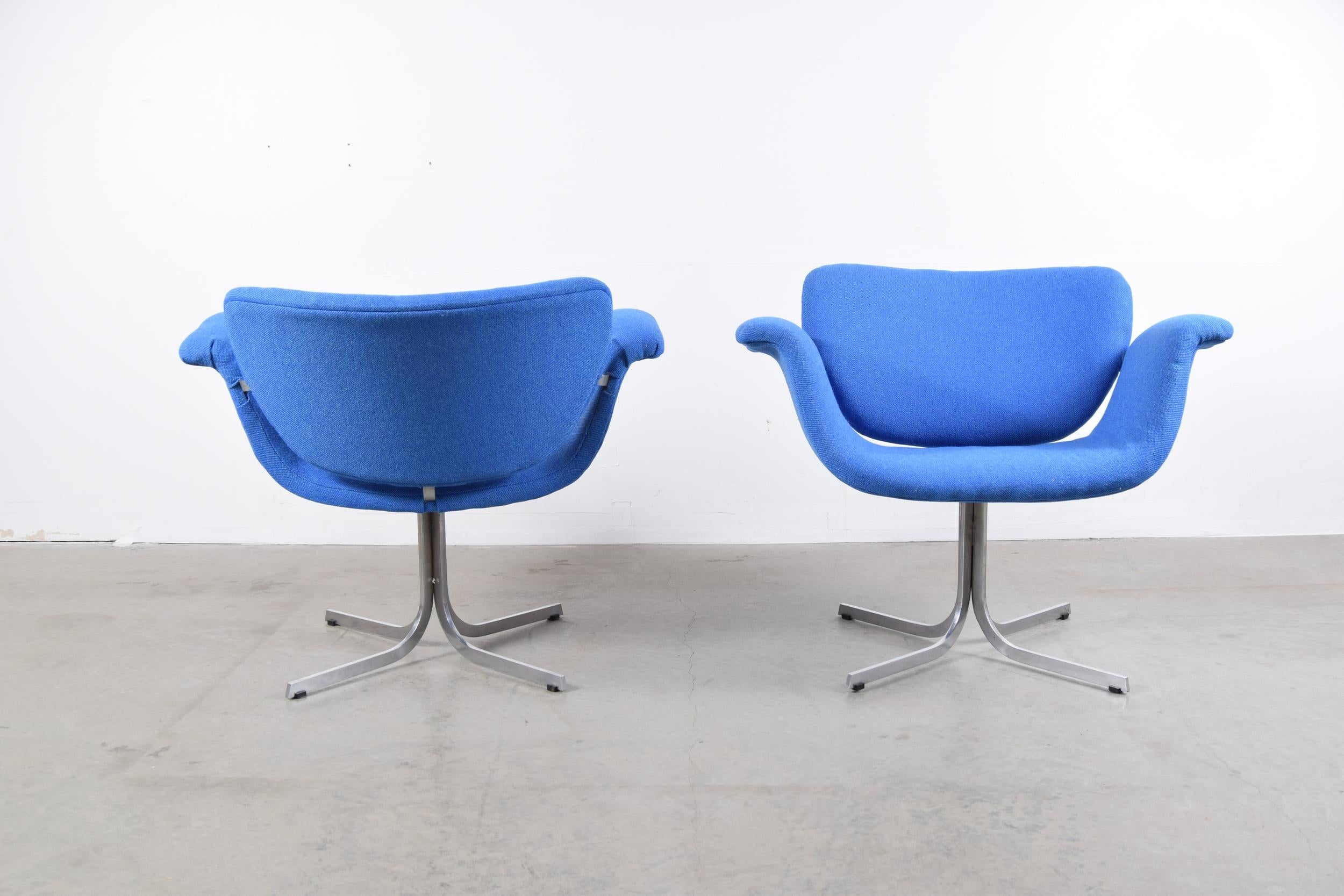 Dutch Pair of Pierre Paulin Lounge Chairs in Maharam Fabric
