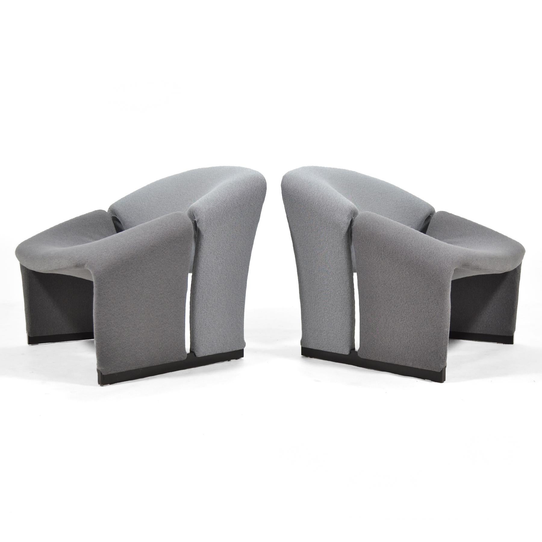 Pair of Pierre Paulin Model F580 Lounge Chairs by Artifort 3