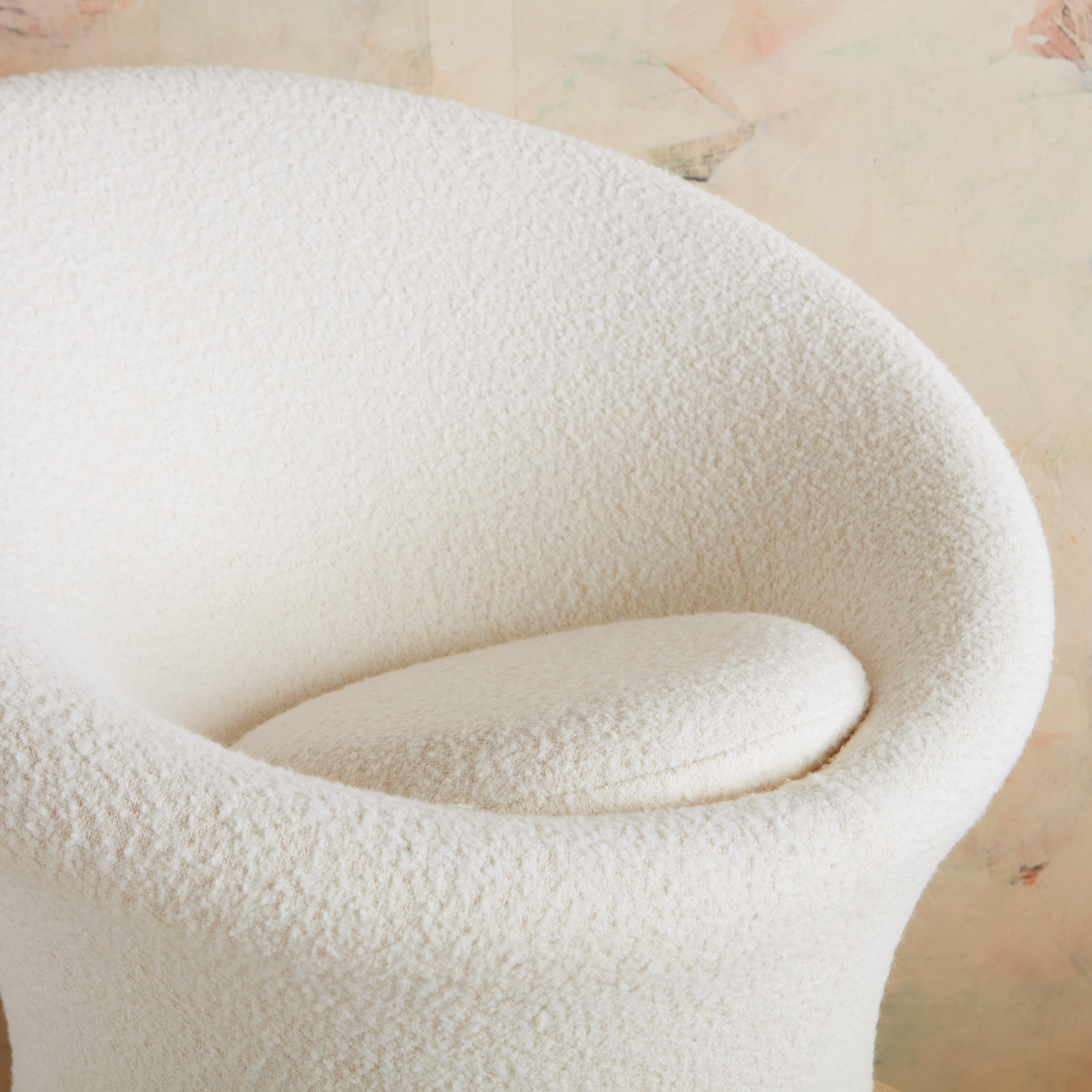  Pair of Pierre Paulin Mushroom Lounge Chairs & Stool in Italian Ivory Boucle 4