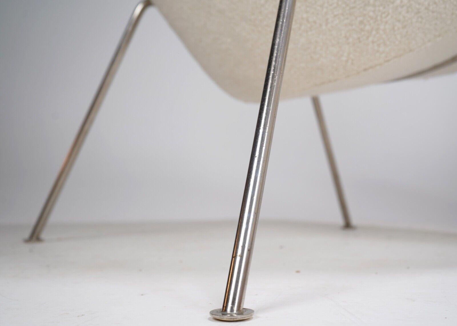 20th Century Pair of Pierre Paulin Oyster Chairs For Artifort