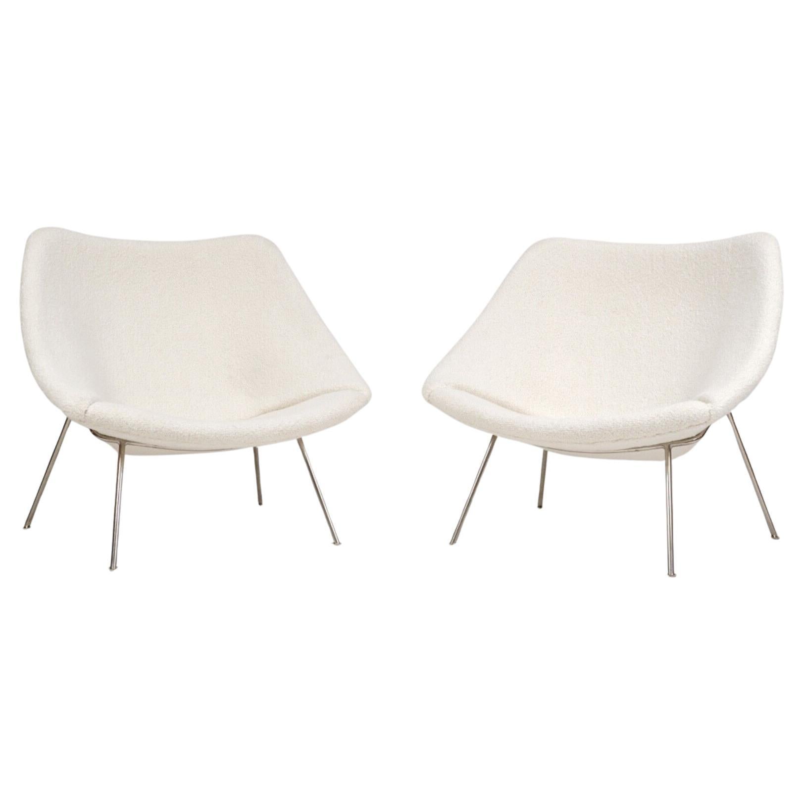 Pair of Pierre Paulin Oyster Chairs For Artifort For Sale