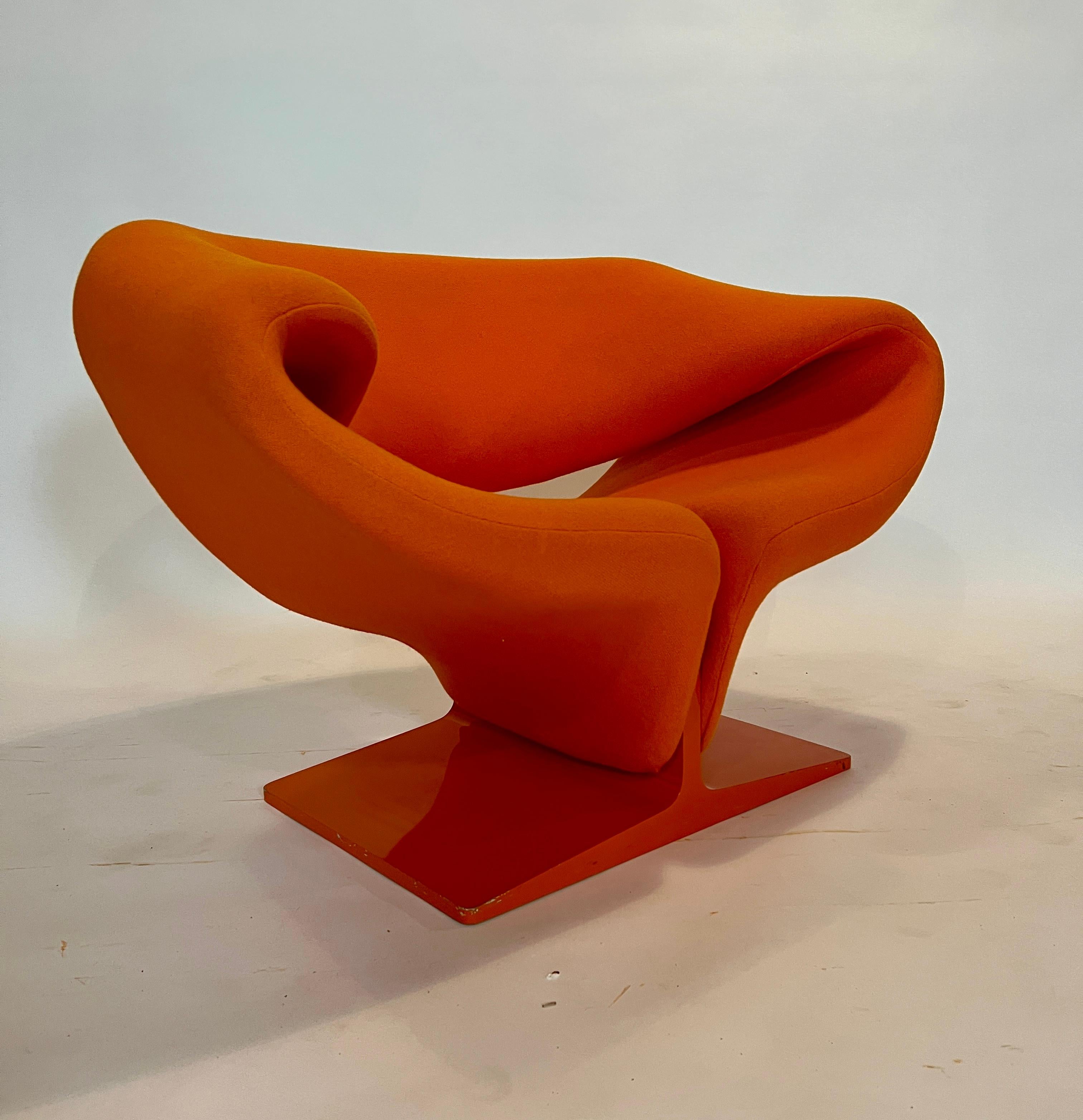 Late 20th Century Pair of Pierre Paulin Ribbon Chair by Artifort For Sale