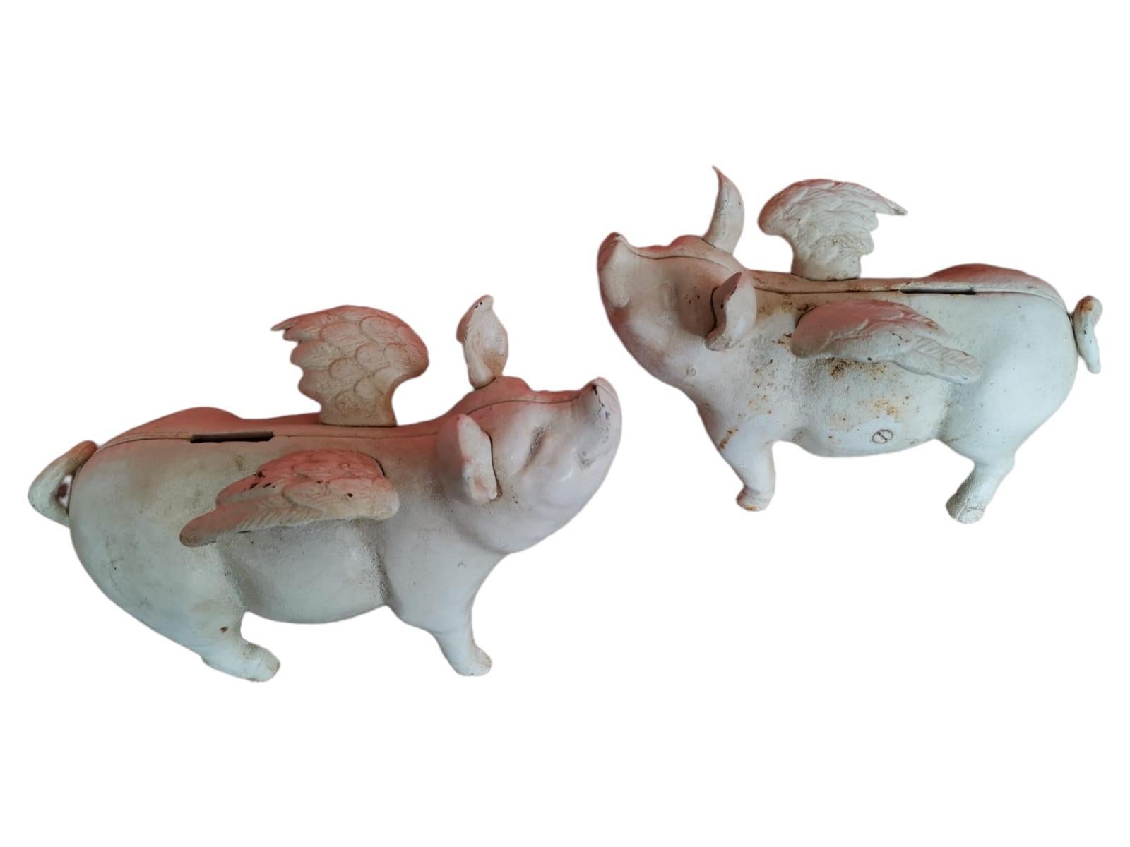 Pair of Pigs with Wings in Wrought Iron 20th Century In Good Condition For Sale In Madrid, ES