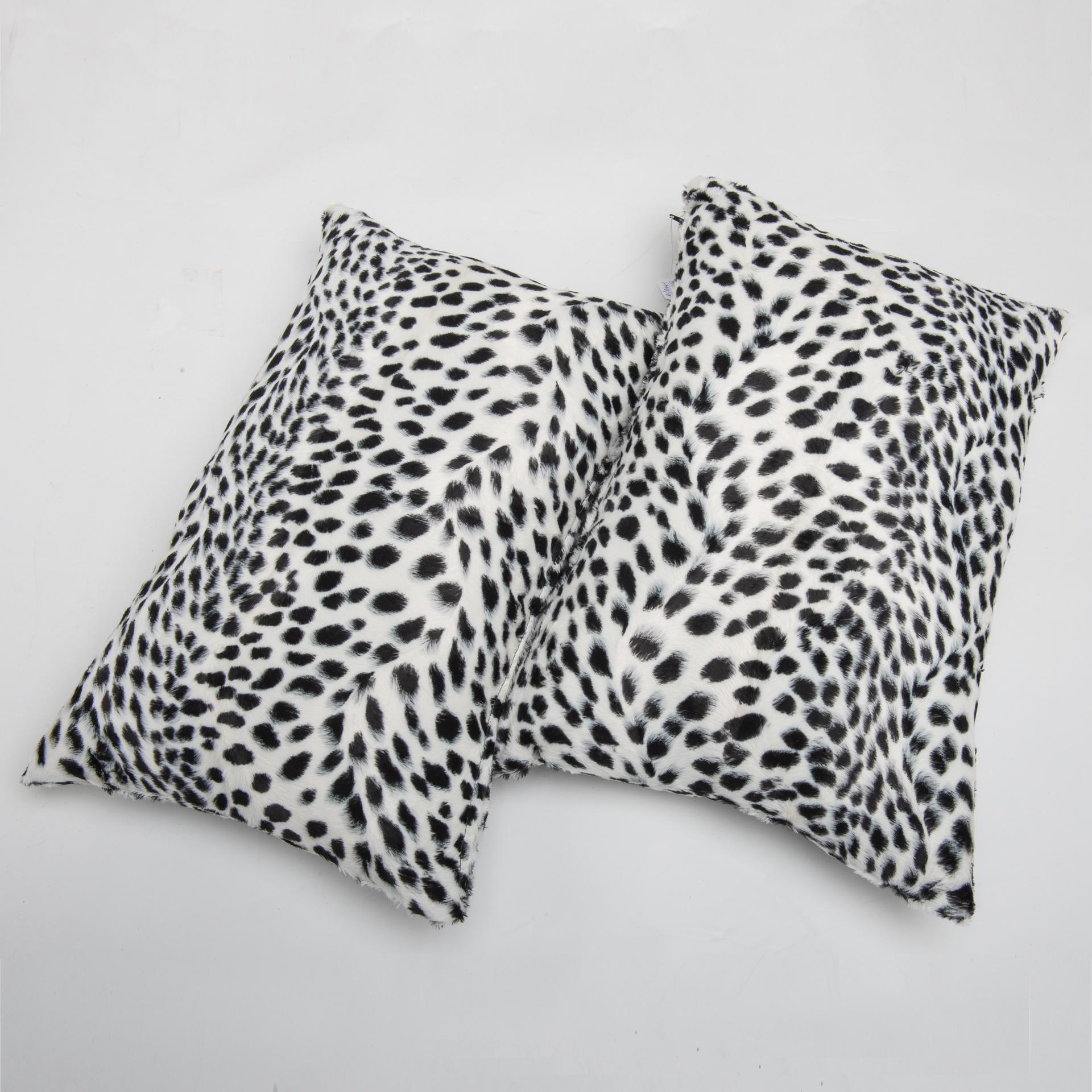 Hand-Woven Pair of Pillows in Black and White Dalmatian Fabric For Sale