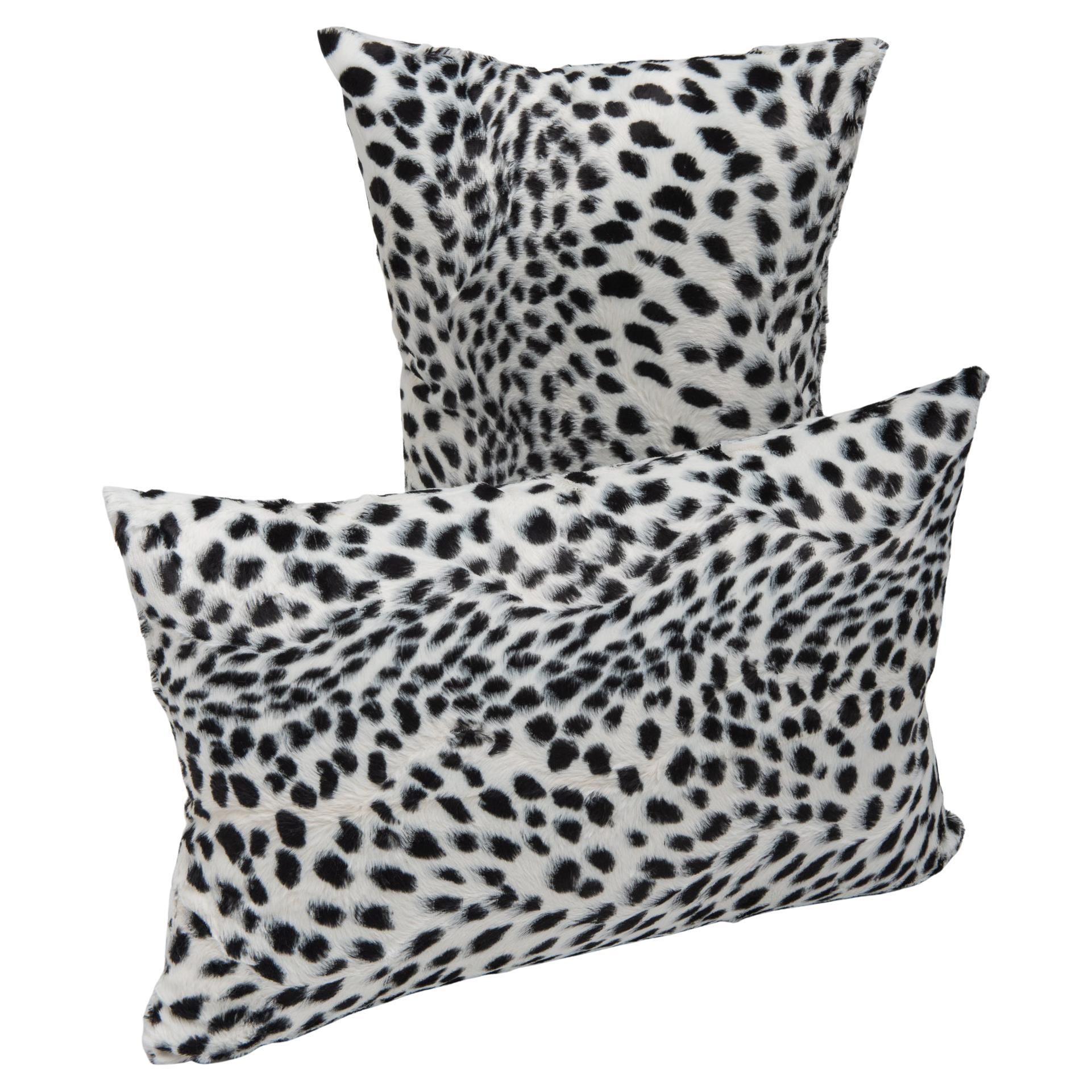 Pair of Pillows in Black and White Dalmatian Fabric For Sale