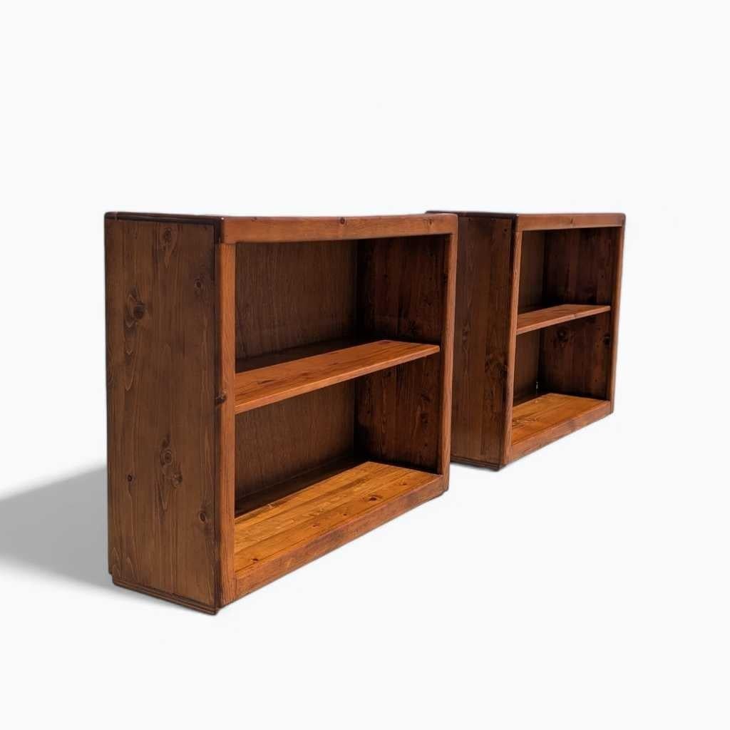 Pair of Pine Bookcases, Adjustable Shelves, Rustic Solid Wood, c. 1970s USA For Sale 8