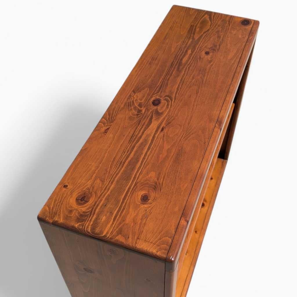 Pair of Pine Bookcases, Adjustable Shelves, Rustic Solid Wood, c. 1970s USA For Sale 9