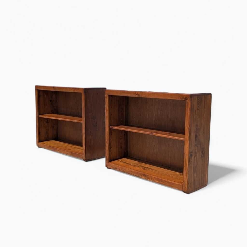 20th Century Pair of Pine Bookcases, Adjustable Shelves, Rustic Solid Wood, c. 1970s USA For Sale