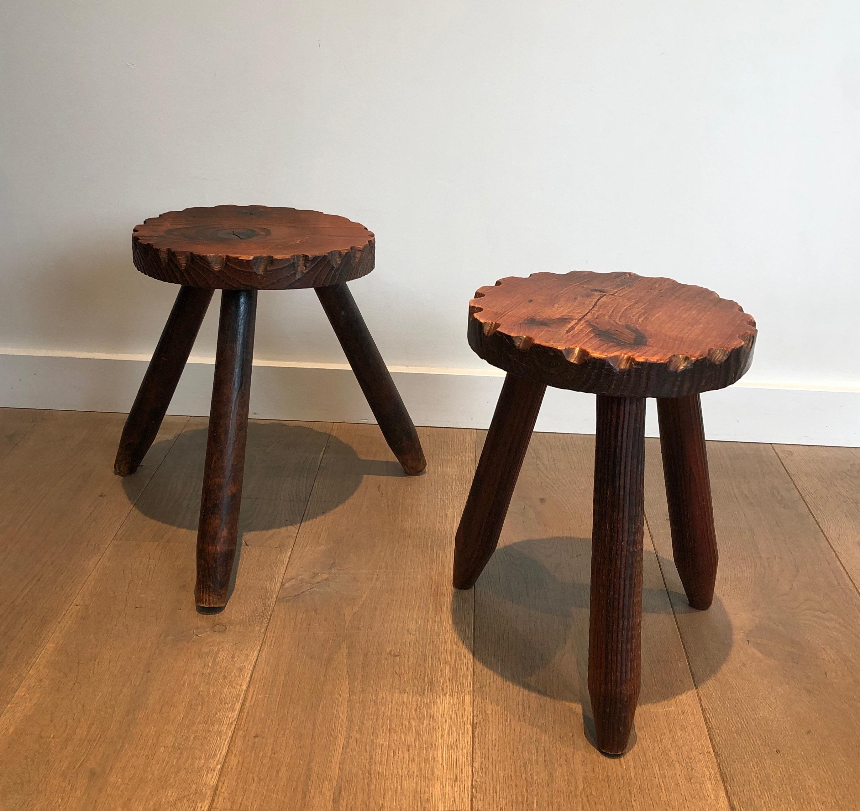 Pair of Pine Brutalist Stools, French Work, circa 1950 In Good Condition For Sale In Marcq-en-Barœul, Hauts-de-France
