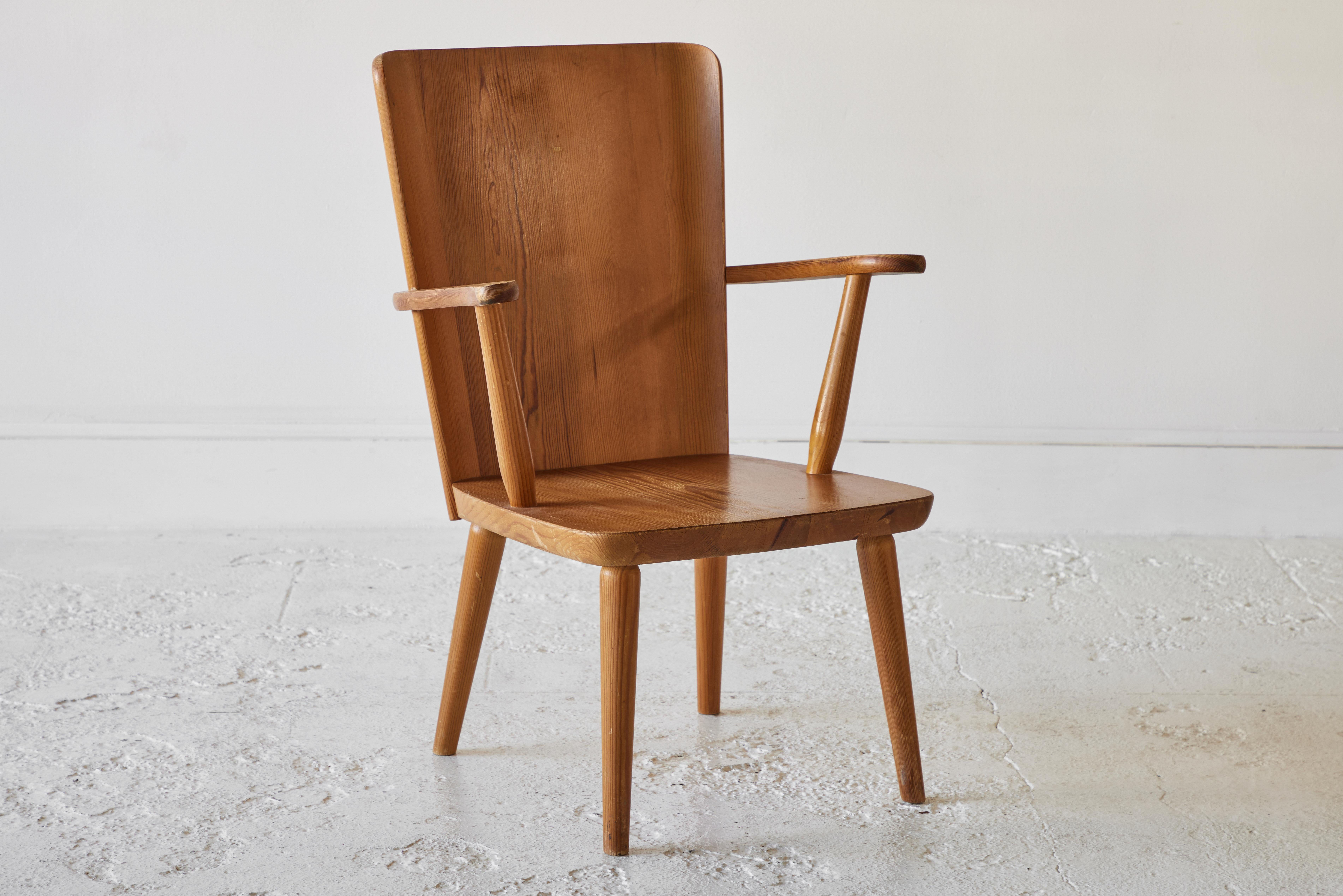 20th Century Pair of Pine Chairs by Goran Malmvall for Karl Andersson & Söner, Sweden
