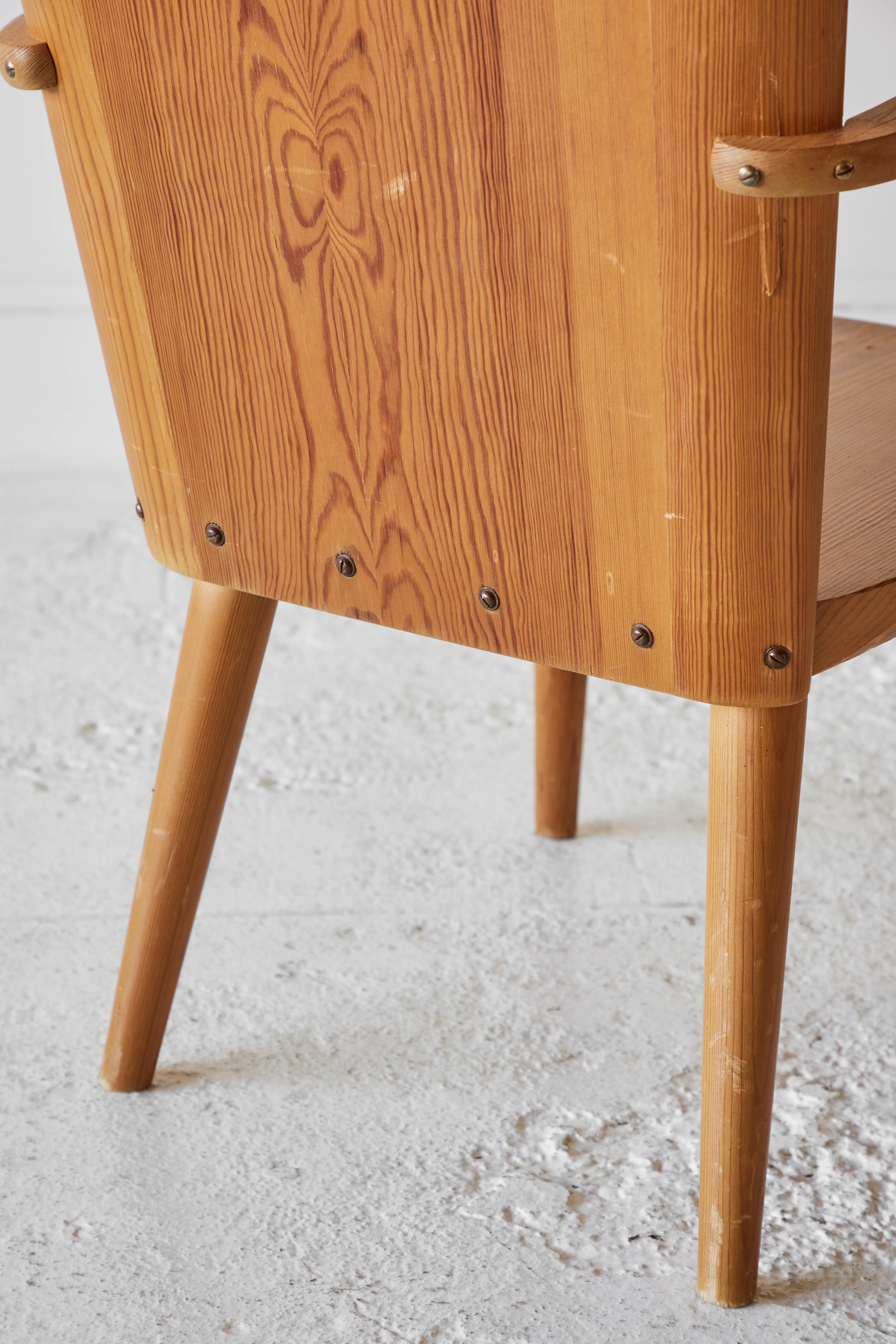 Pair of Pine Chairs by Goran Malmvall for Karl Andersson & Söner, Sweden 4