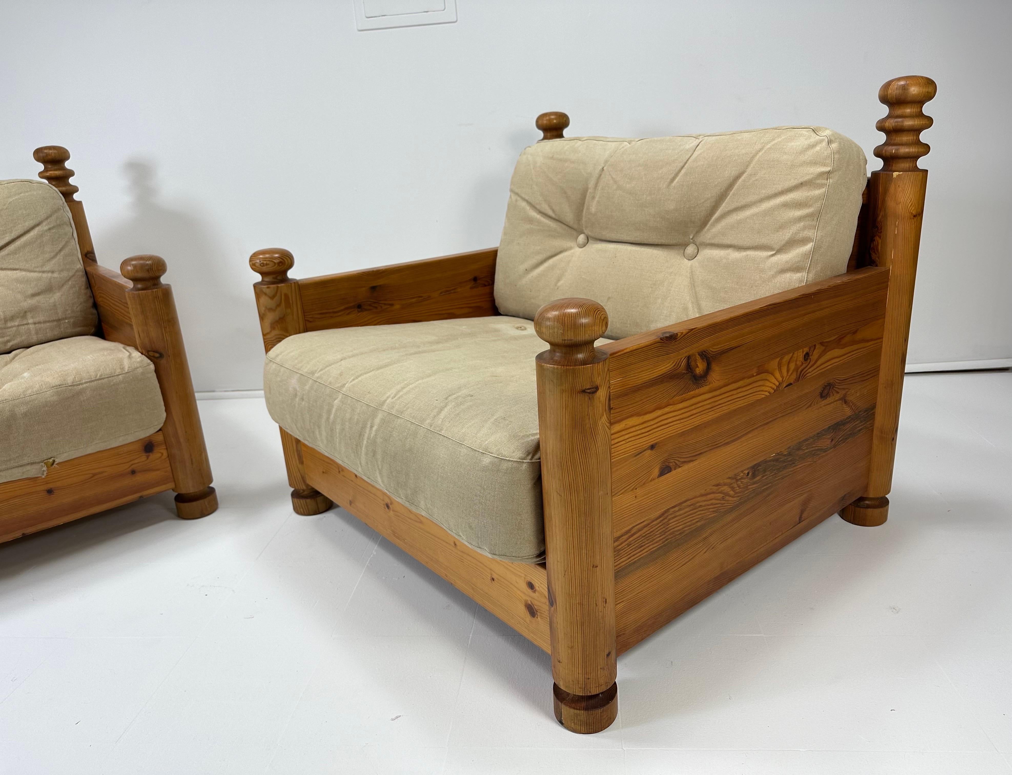Paire de chaises longues en pin par Uno et Osten Kristiansson en vente 3