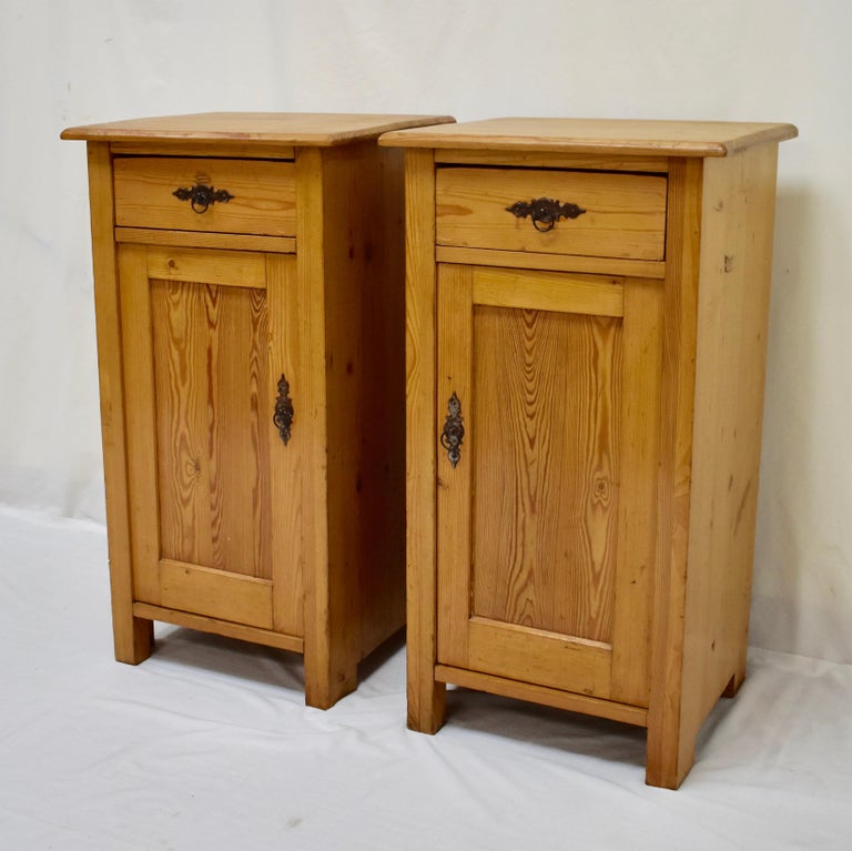 Pair of Pine Nightstands at 1stDibs