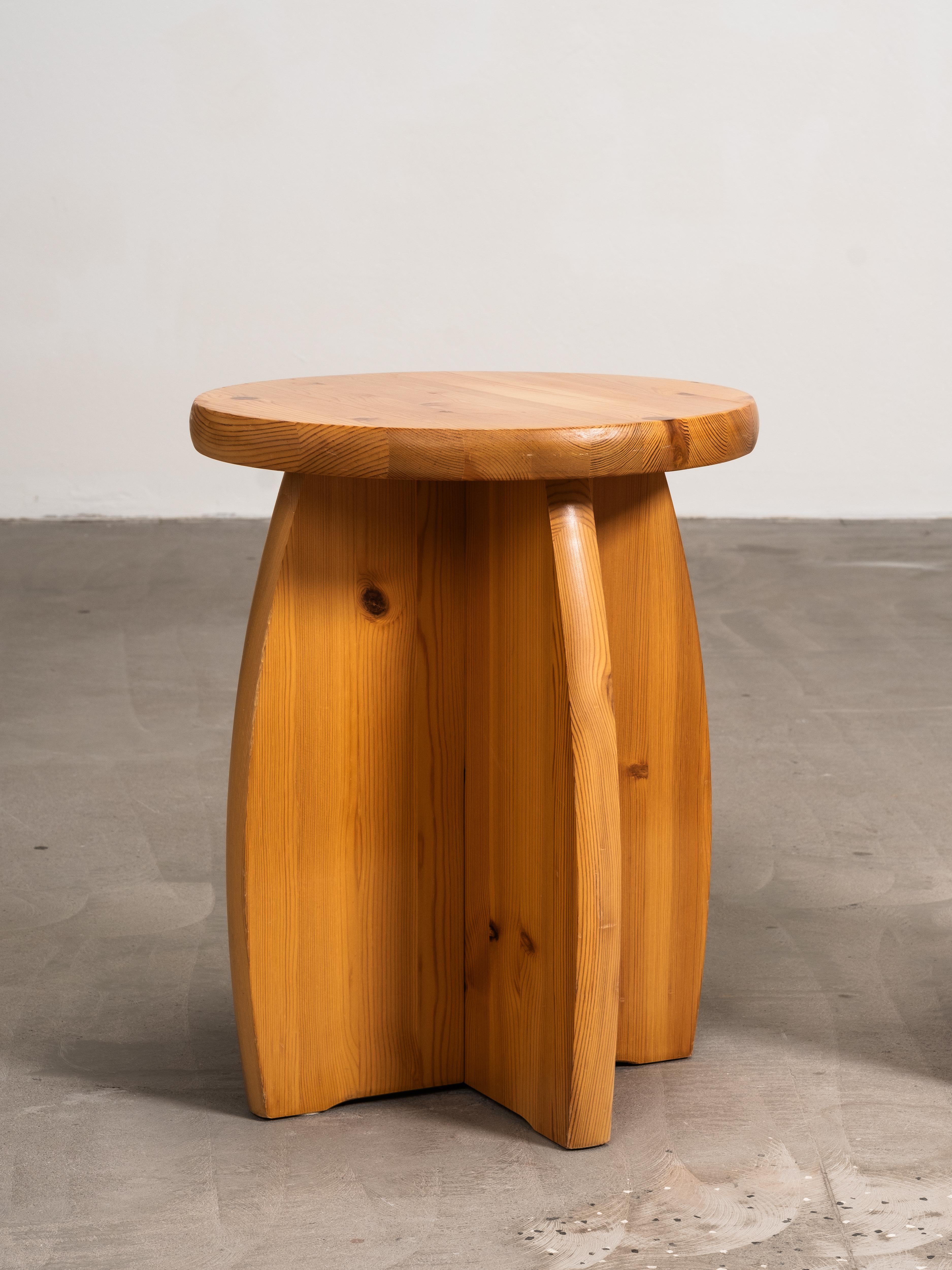 Late 20th Century Pair of Pine Stools, Brutalist Style, Sweden, 1970s For Sale