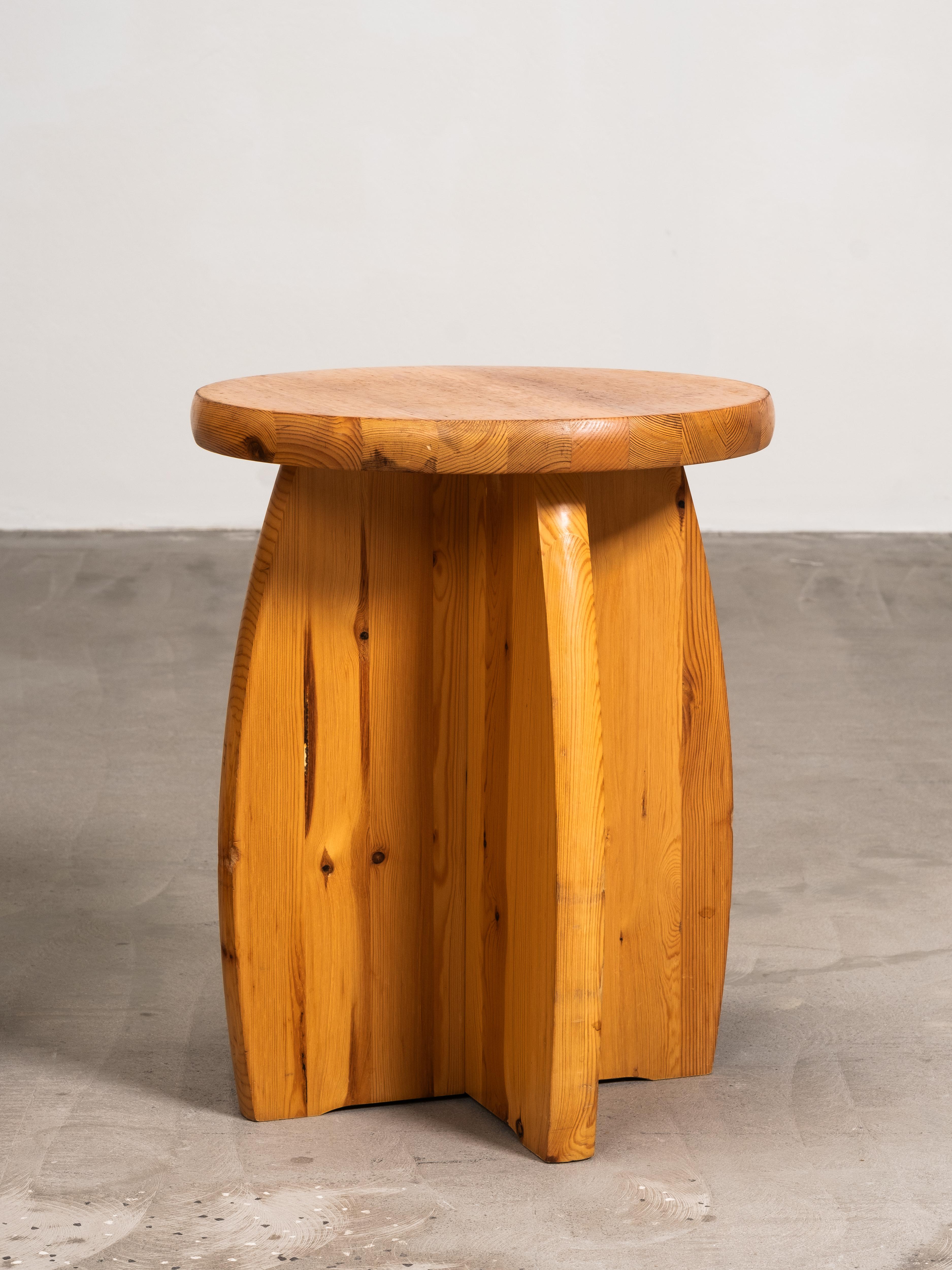 Pair of Pine Stools, Brutalist Style, Sweden, 1970s For Sale 1