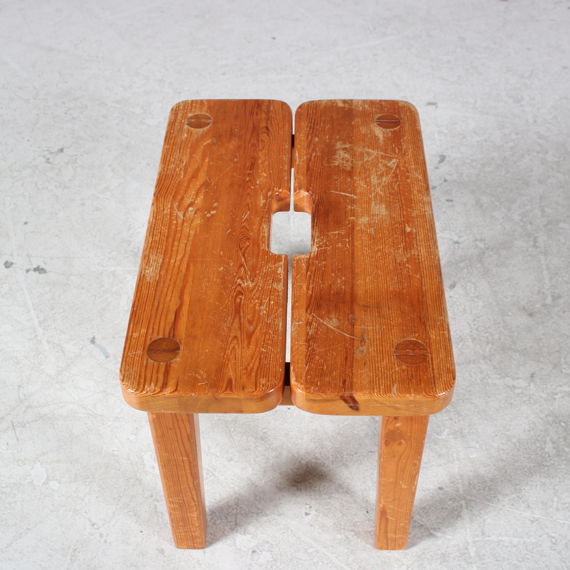 Pair of Pine Stools from Sweden, 1940 For Sale 2