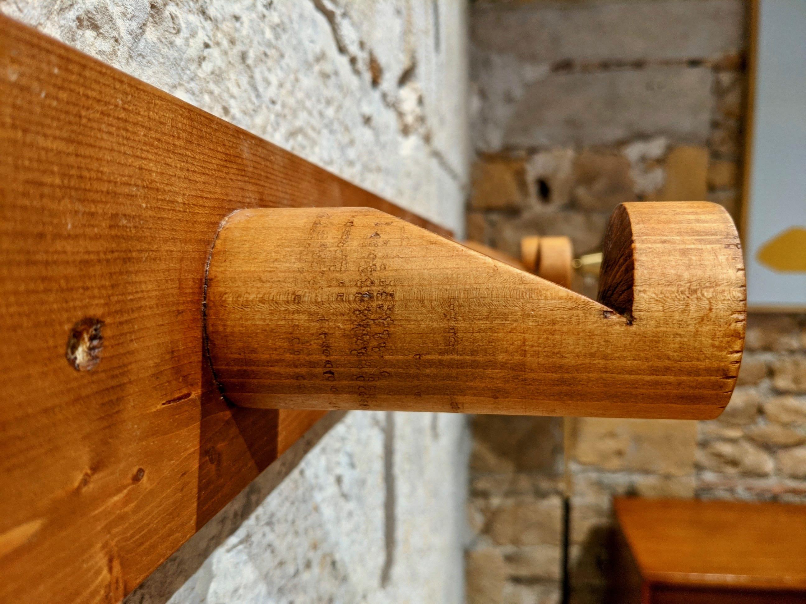 Pair of Pine Wood Coat Hooks by Charlotte Perriand for Les Arcs In Good Condition In lyon, FR