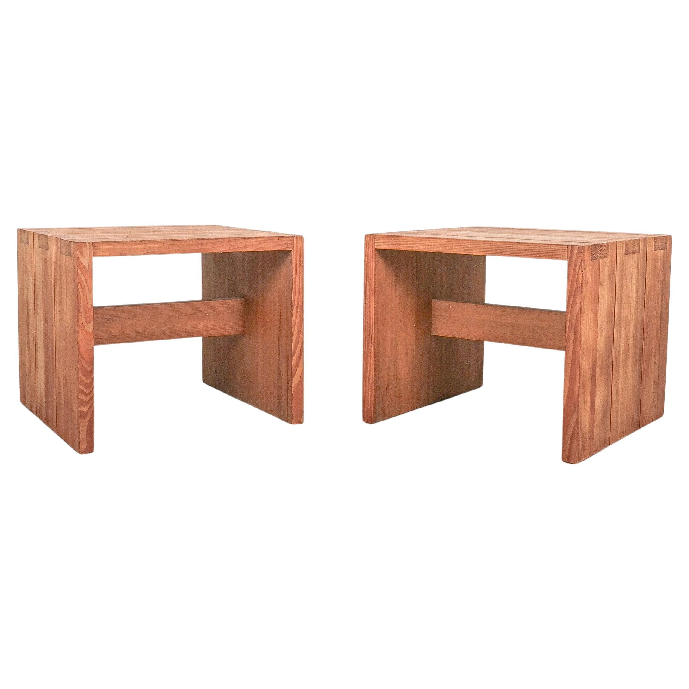 Pair of Pine Wood Side Tables Style of Charlotte Perriand, 1960 For Sale