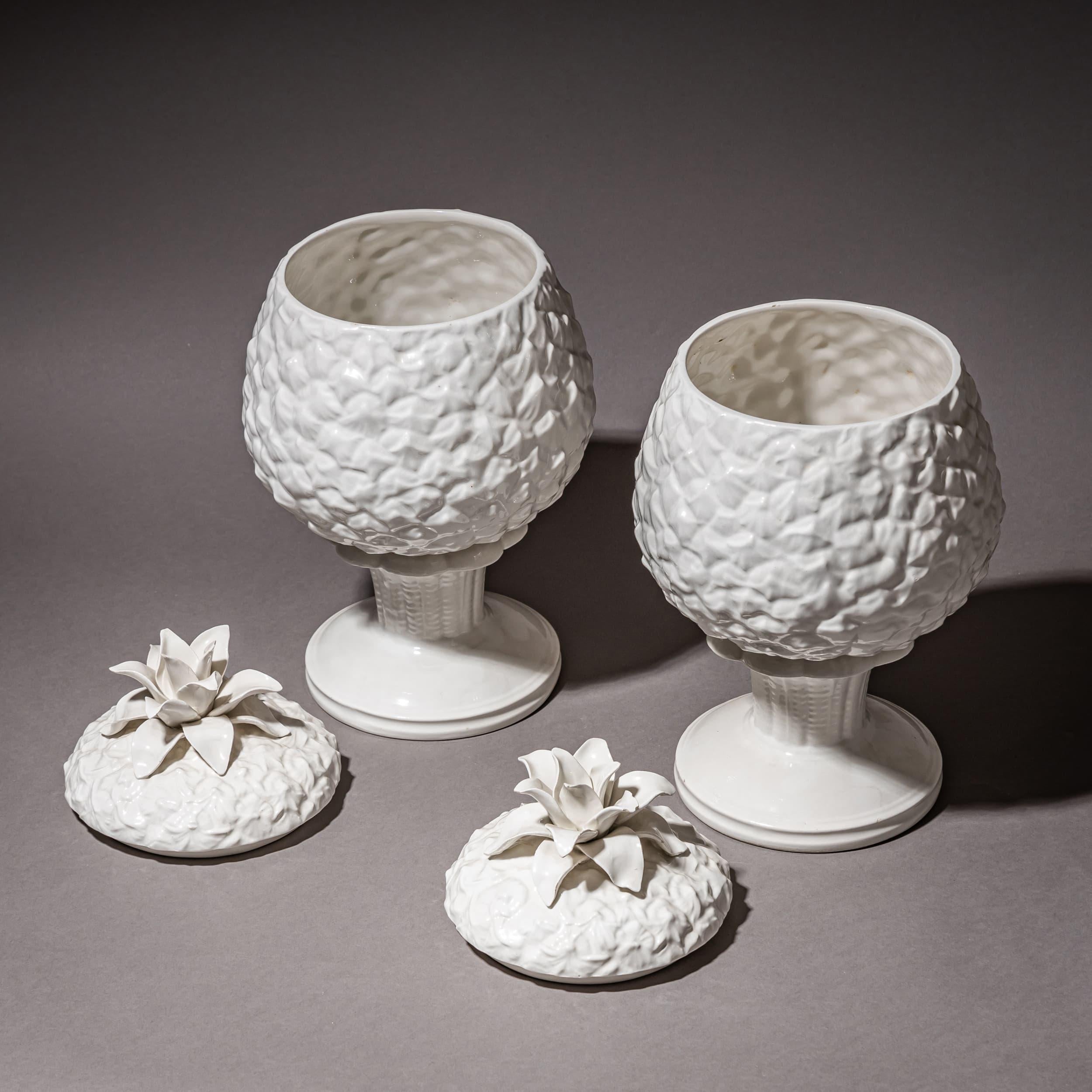German Pair of Pineapple Lidded Vases in Porcelain, 20th Century For Sale