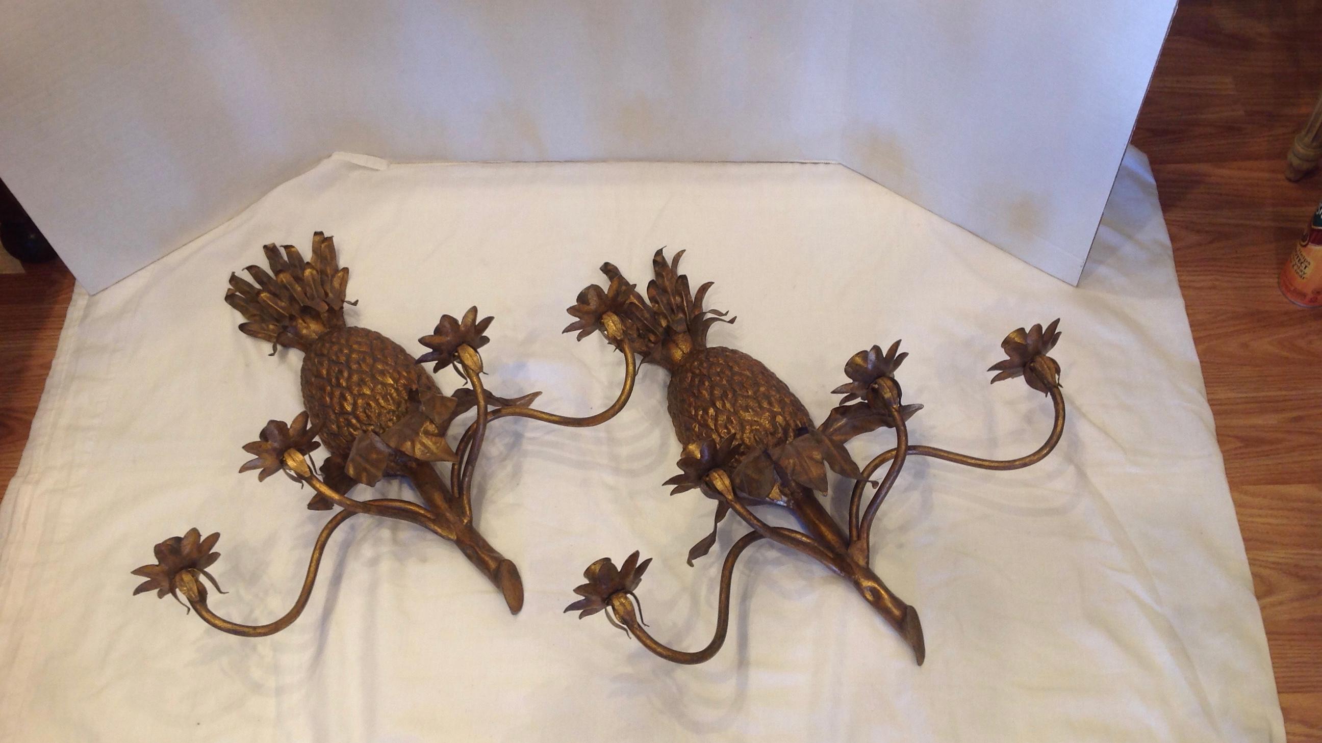 Pair of Pineapple Motif Sconces  In Good Condition In West Palm Beach, FL