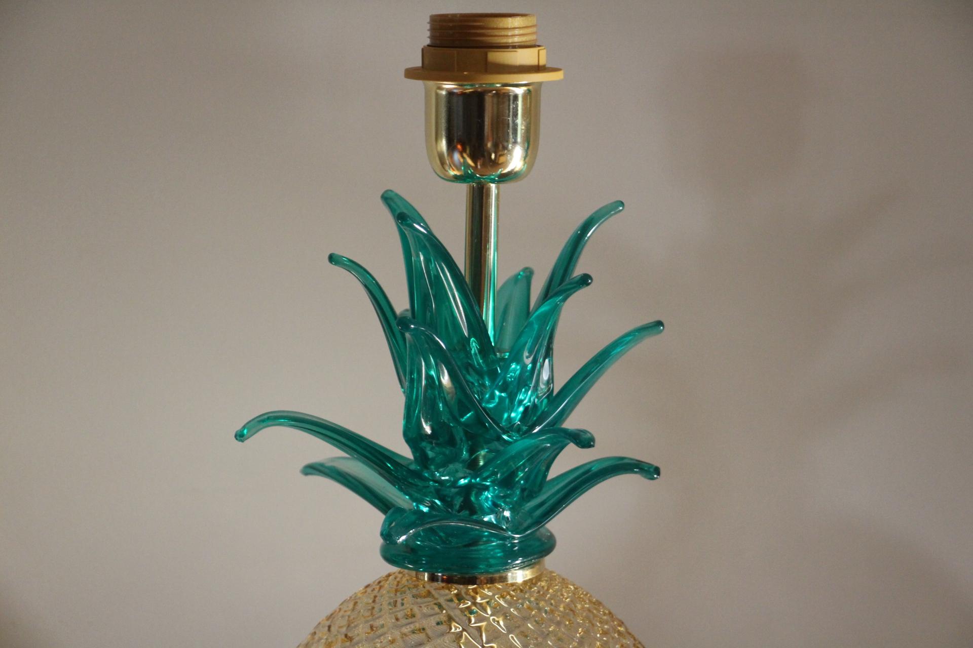 Mid-Century Modern Pair of Pineapple Table Lamps in Emerald Green and Amber Color Murano Glass For Sale
