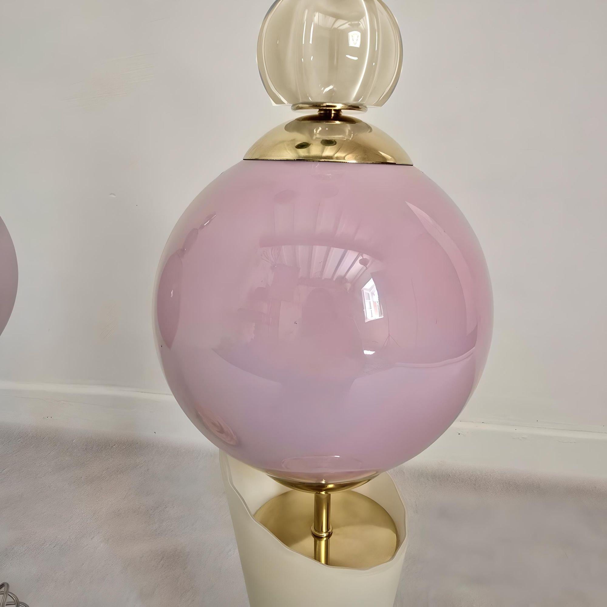 Paar Lampen aus rosa und elfenbeinfarbenem Murano-Glas (Ende des 20. Jahrhunderts) im Angebot