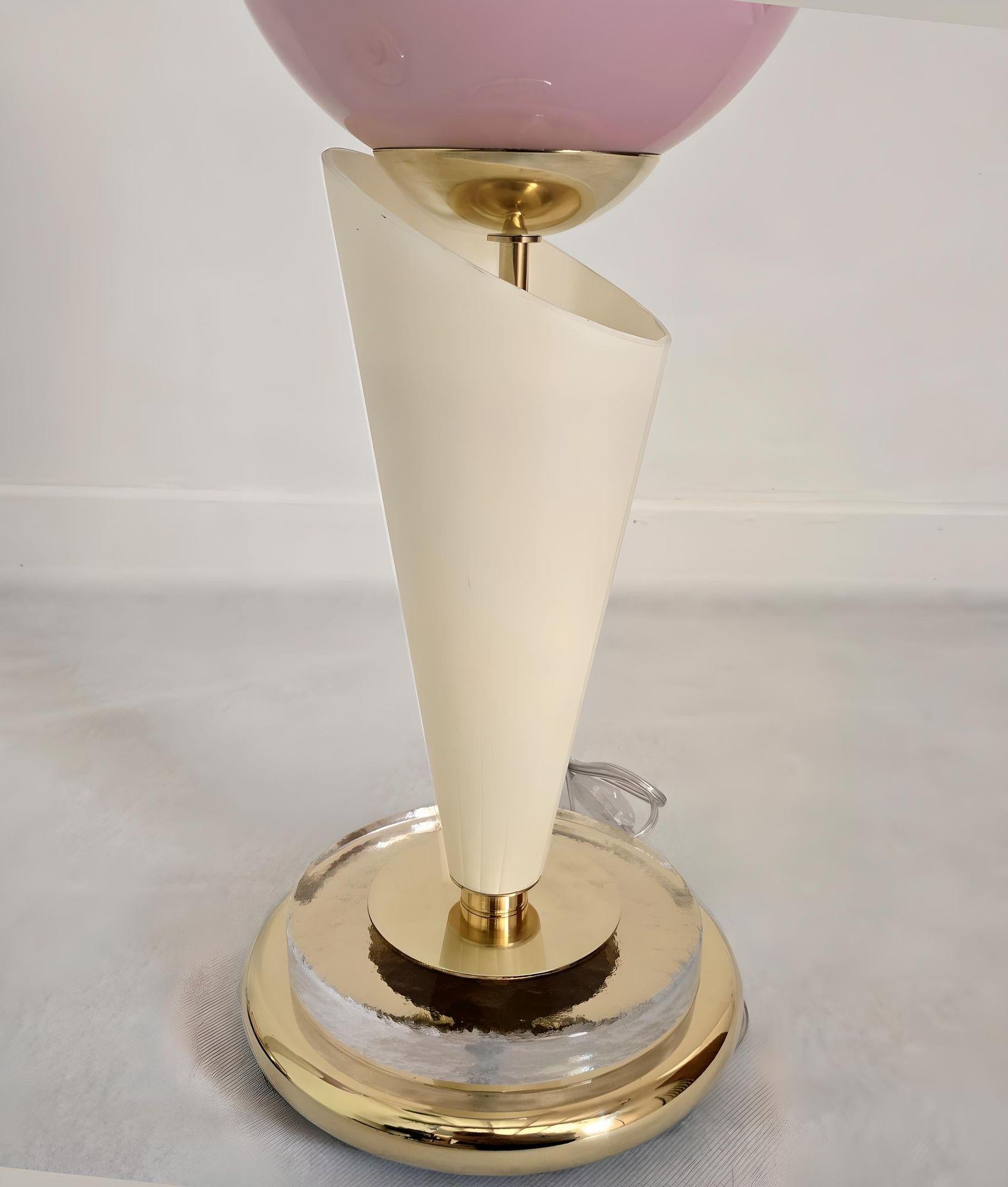 Paar Lampen aus rosa und elfenbeinfarbenem Murano-Glas im Angebot 1