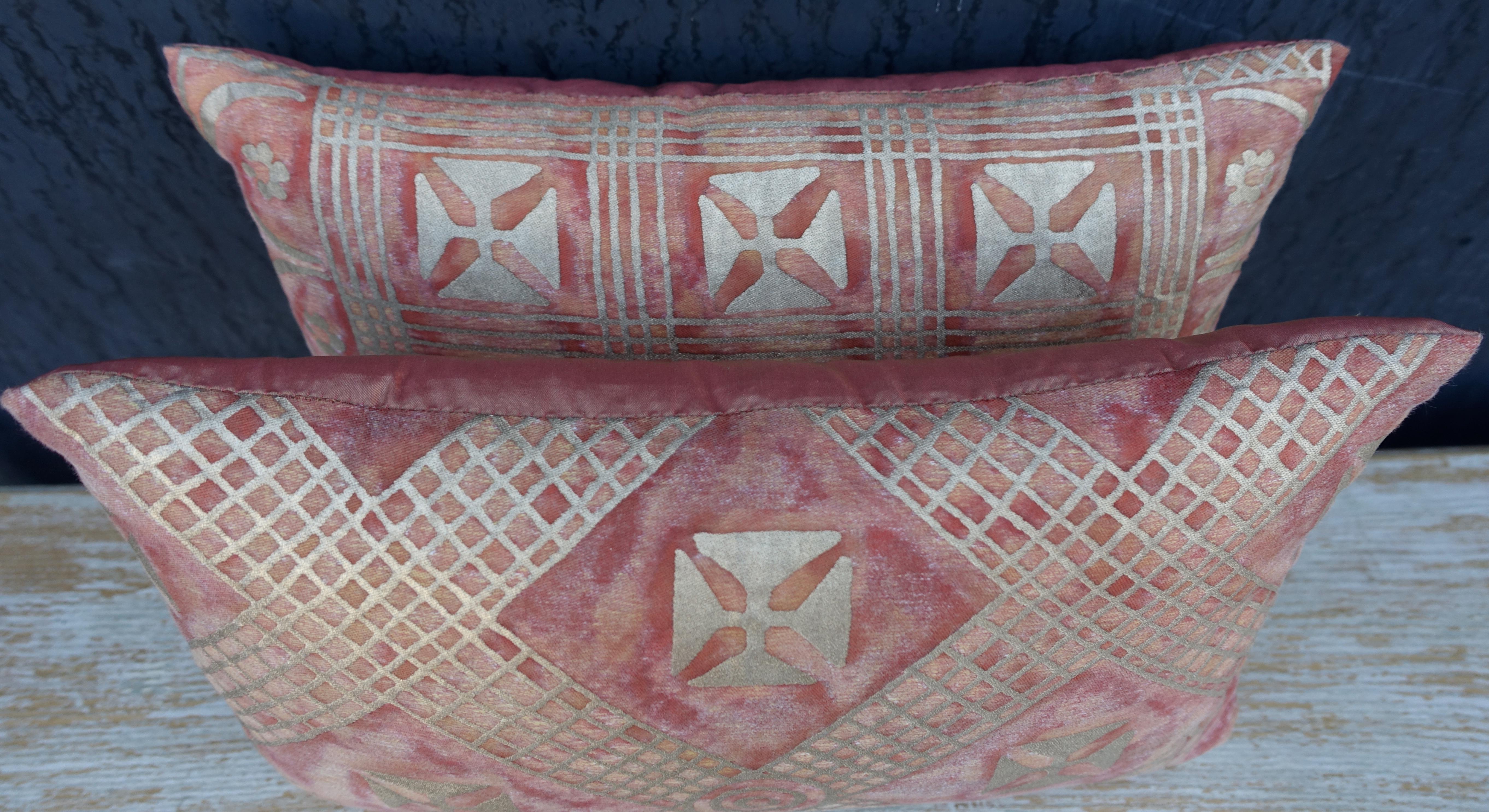 Mid-Century Modern Pair of Pink and Silvery Gold Fortuny Pillows
