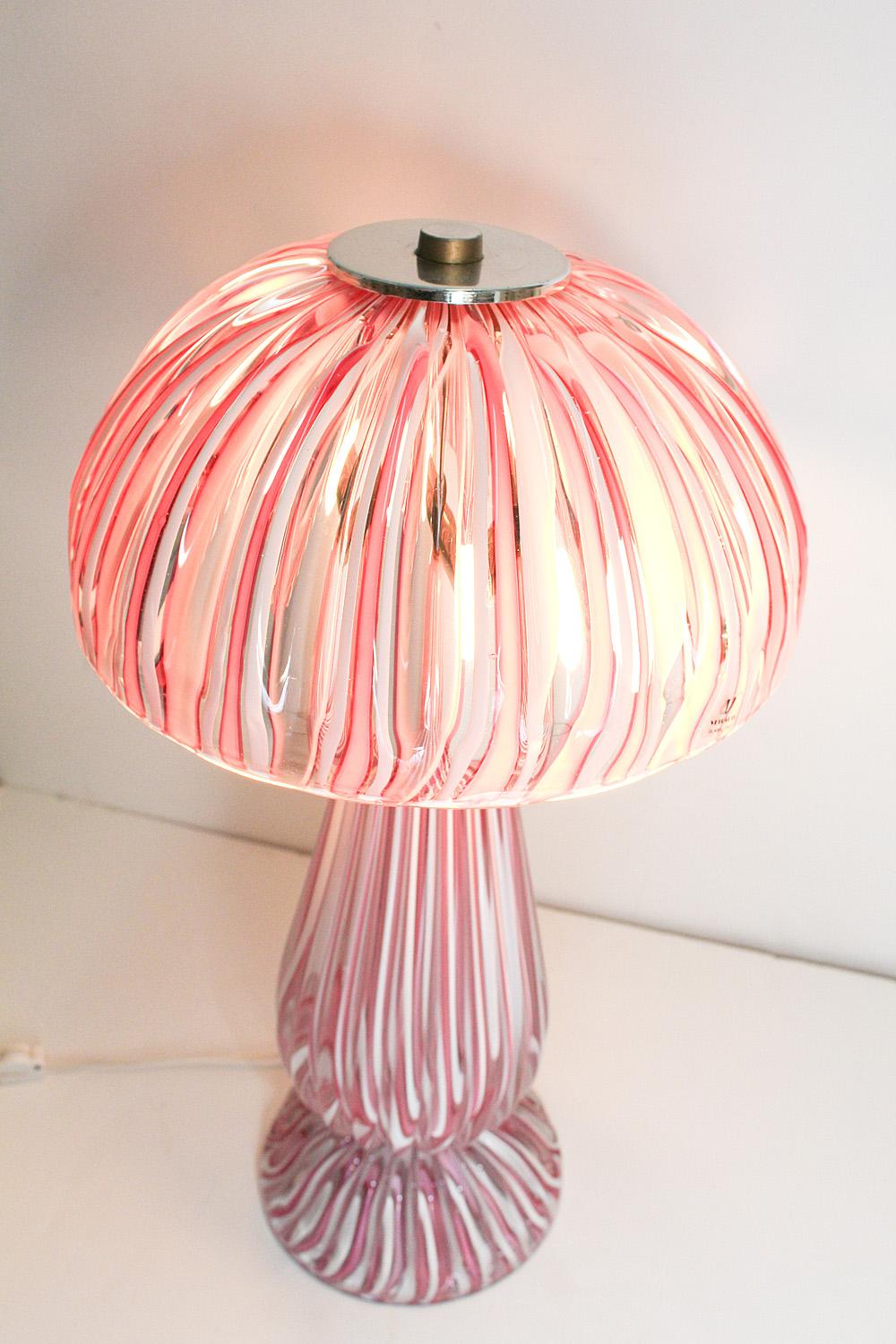 Pair of Pink and White Vetrarti Murano Glass Lamps, Circa 1980 For Sale 3