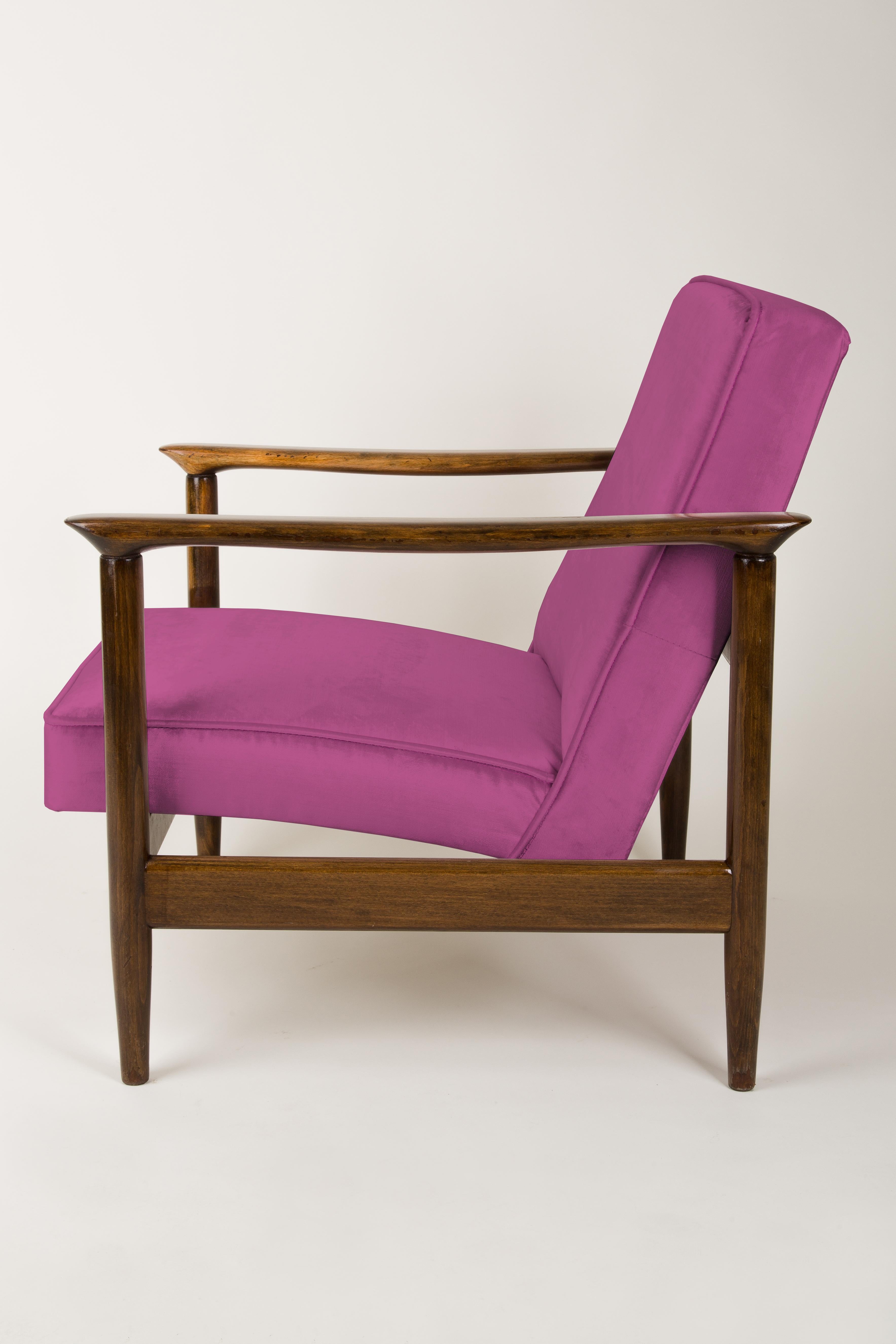 20th Century Pair of Pink Armchairs, Edmund Homa, GFM-142, 1960s, Poland For Sale